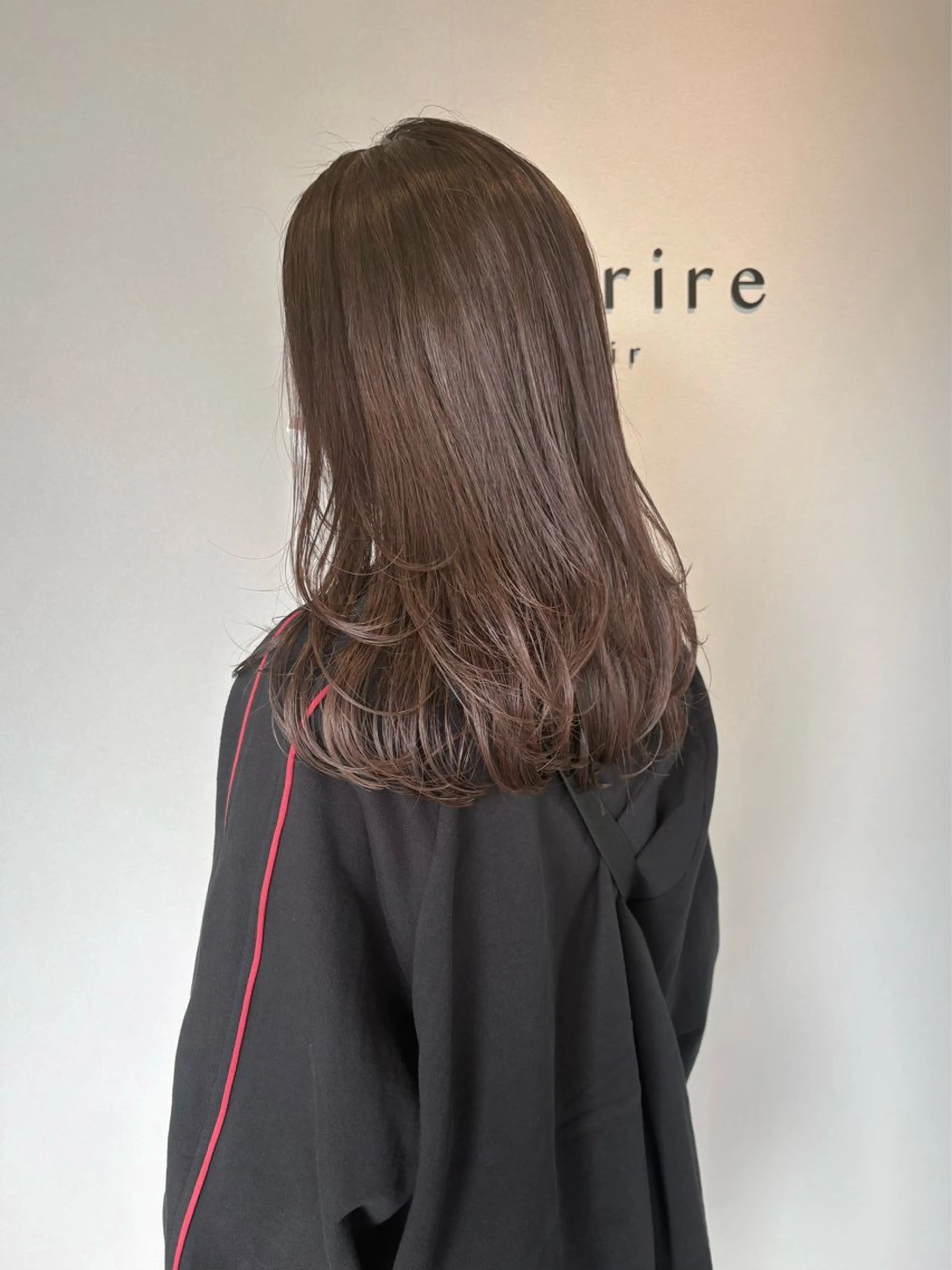 ミディアム レイヤーカット ヘアカラー Sourire西大分 ☘️いけだ あおいのヘアスタイル