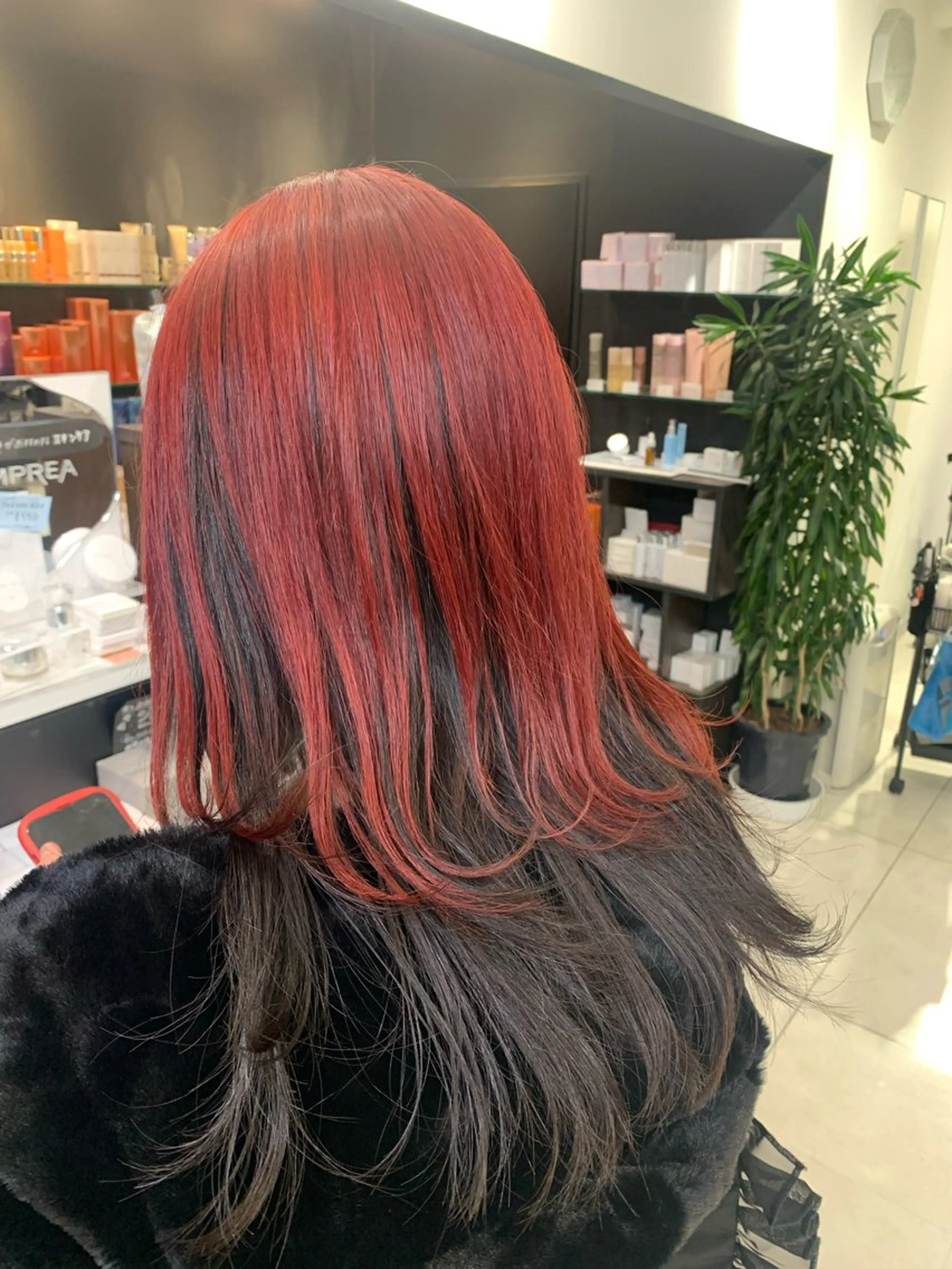 セミロング カラー メンズモデル板橋 島田依杏のヘアスタイル