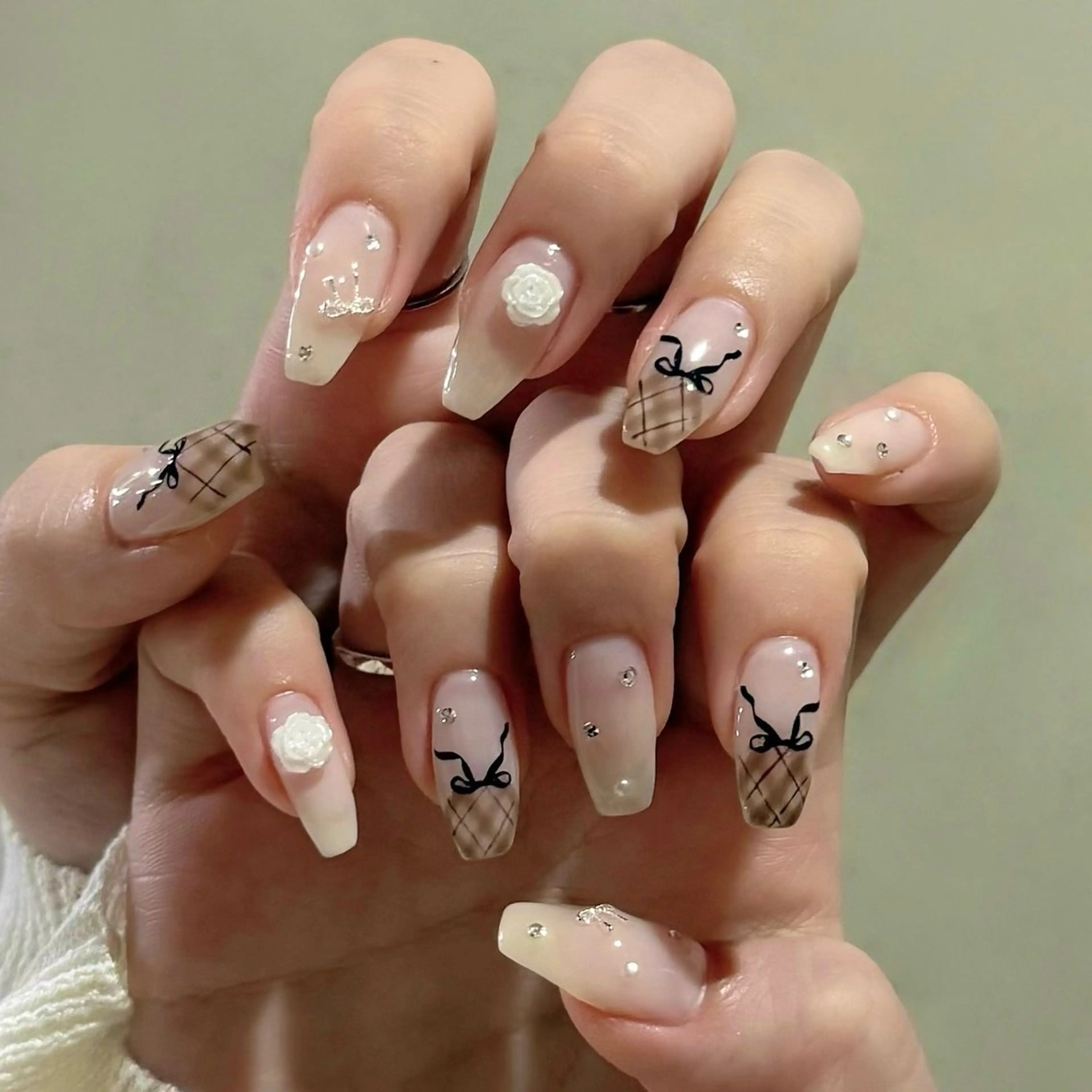 ネイル nicolenail /emureのネイルデザイン