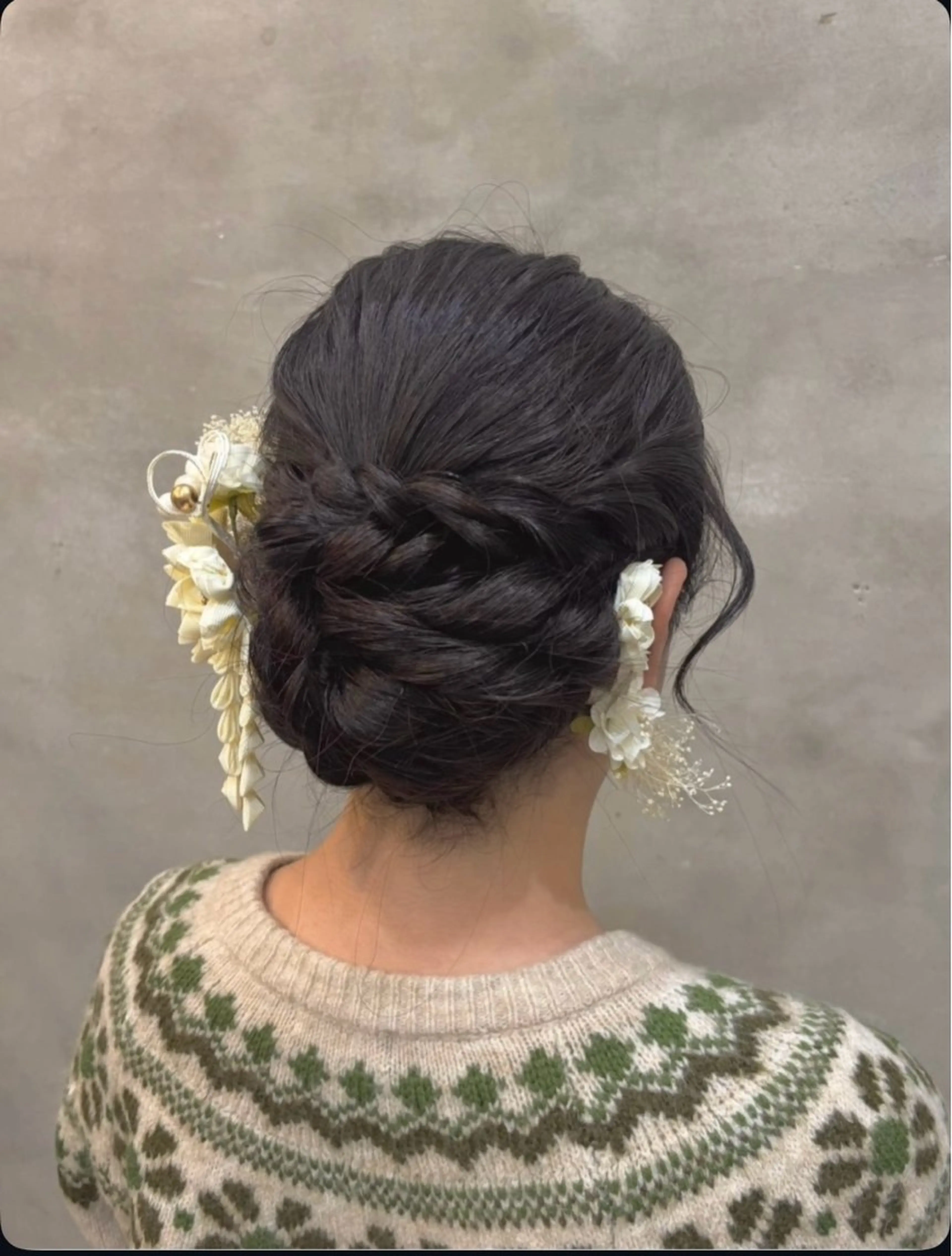 セミロング ヘアアレンジ 成人式 ヘアセット 中村 優花のヘアスタイル