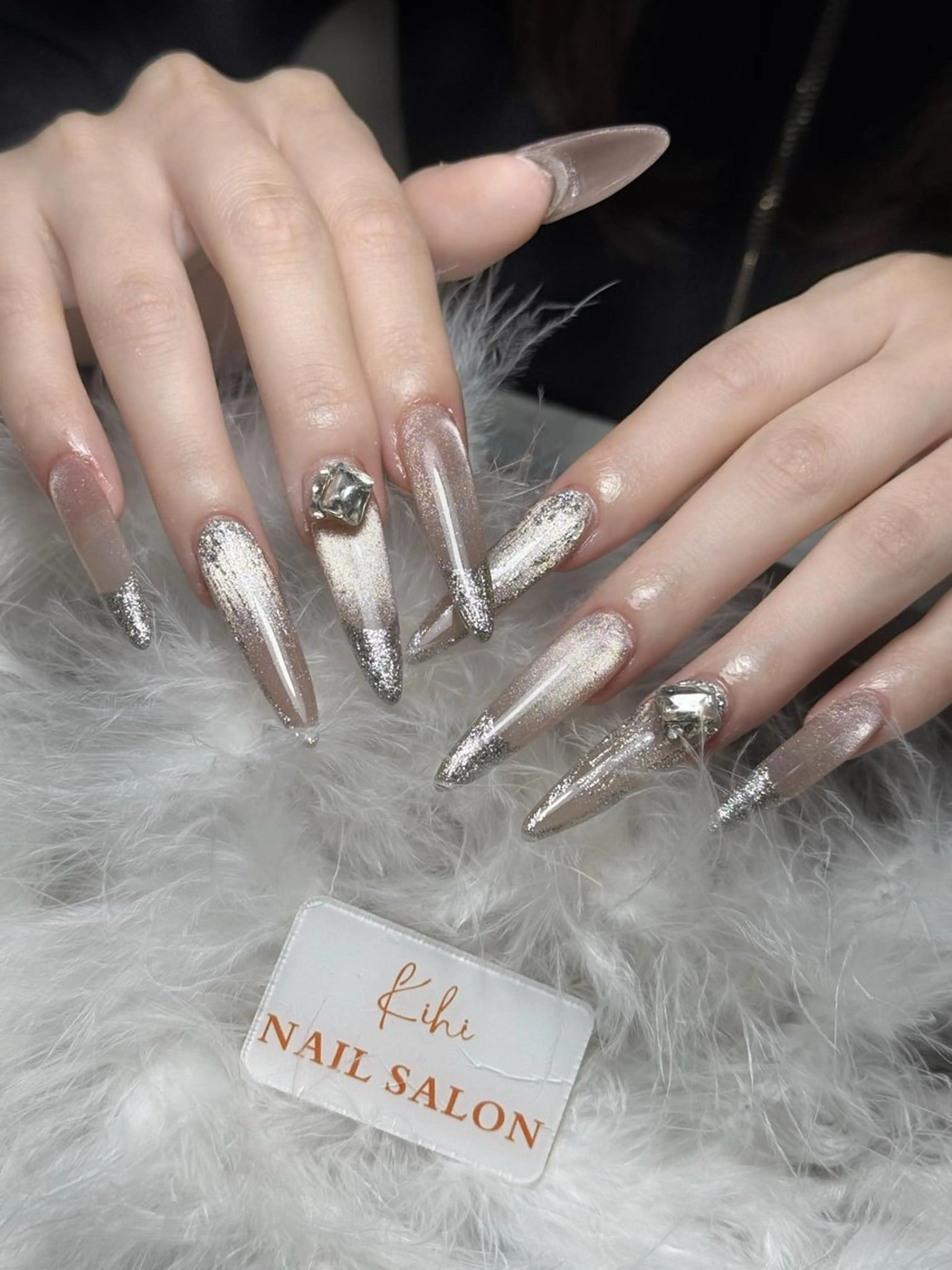 ネイル アートネイル フレンチネイル ジェルネイル グラデーション 韓国ネイル ハンドネイル 💕鈴木ユリ パラジェル/オフ無料のネイルデザイン