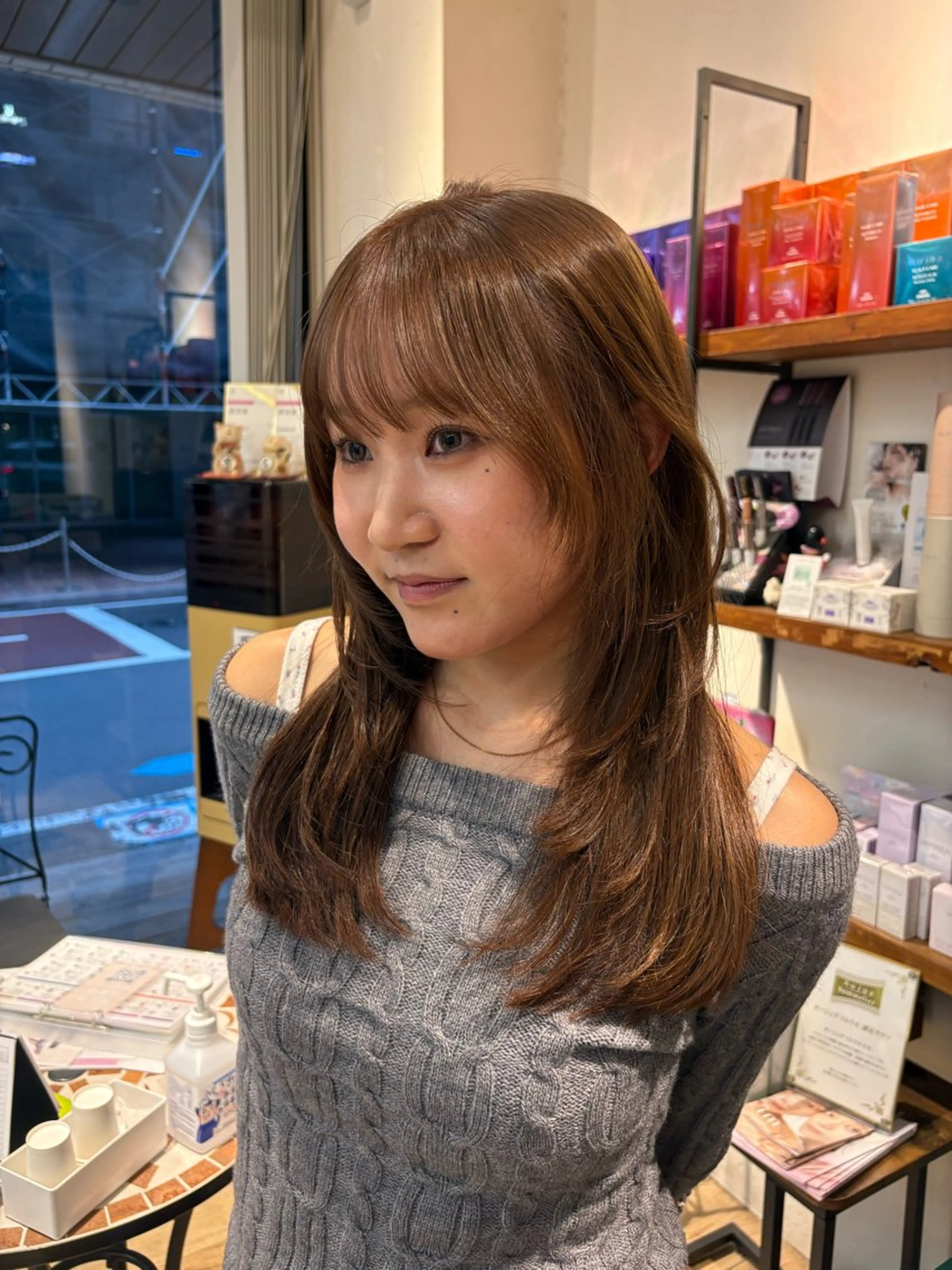 セミロング ヘアカラー 透明感カラー 🧚‍♂️さえのヘアスタイル