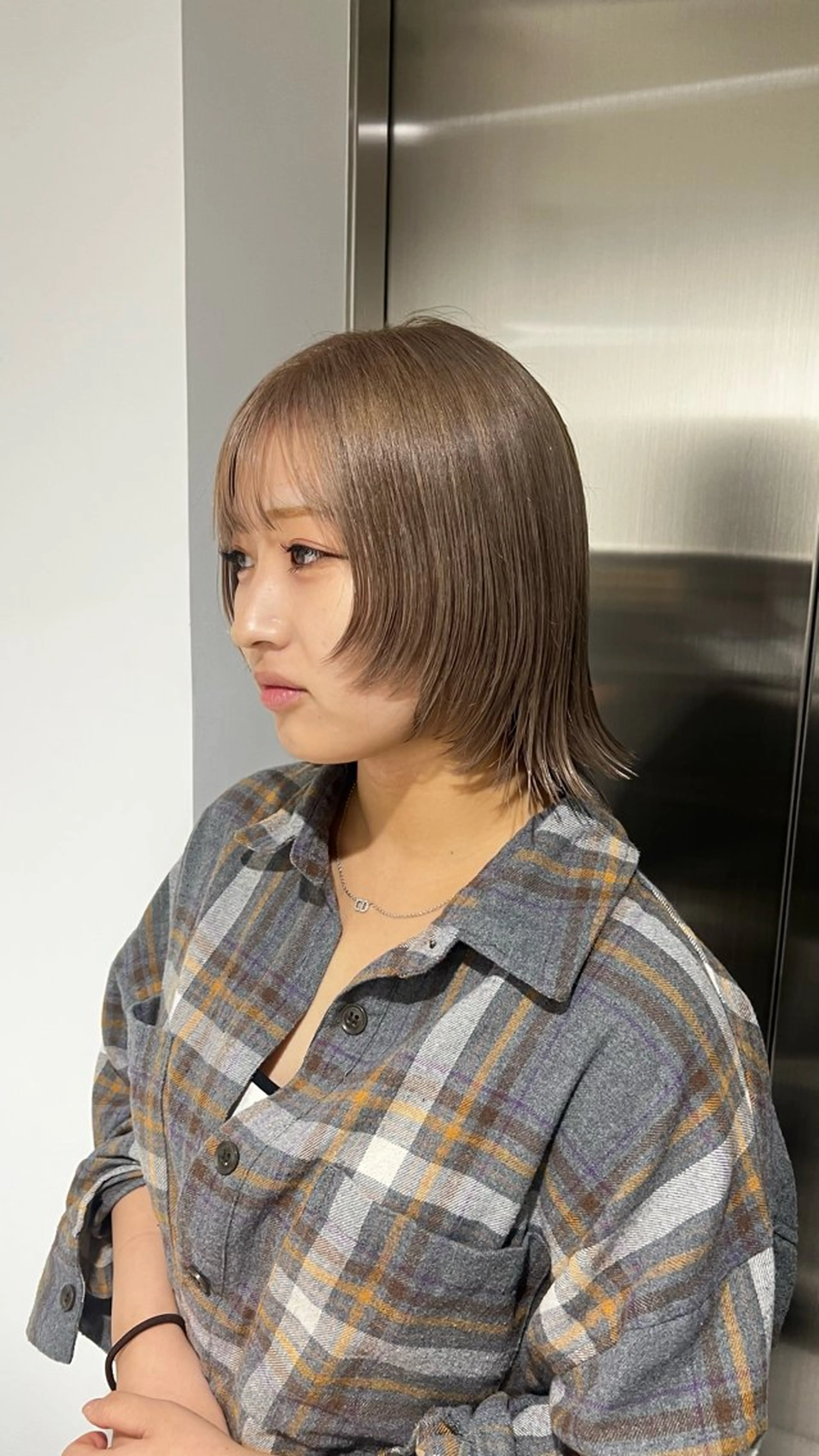 ミディアム カラー カット ヘアカラー トリートメント 赤みゼロ/透明感 カラー🌿KANTAのヘアスタイル