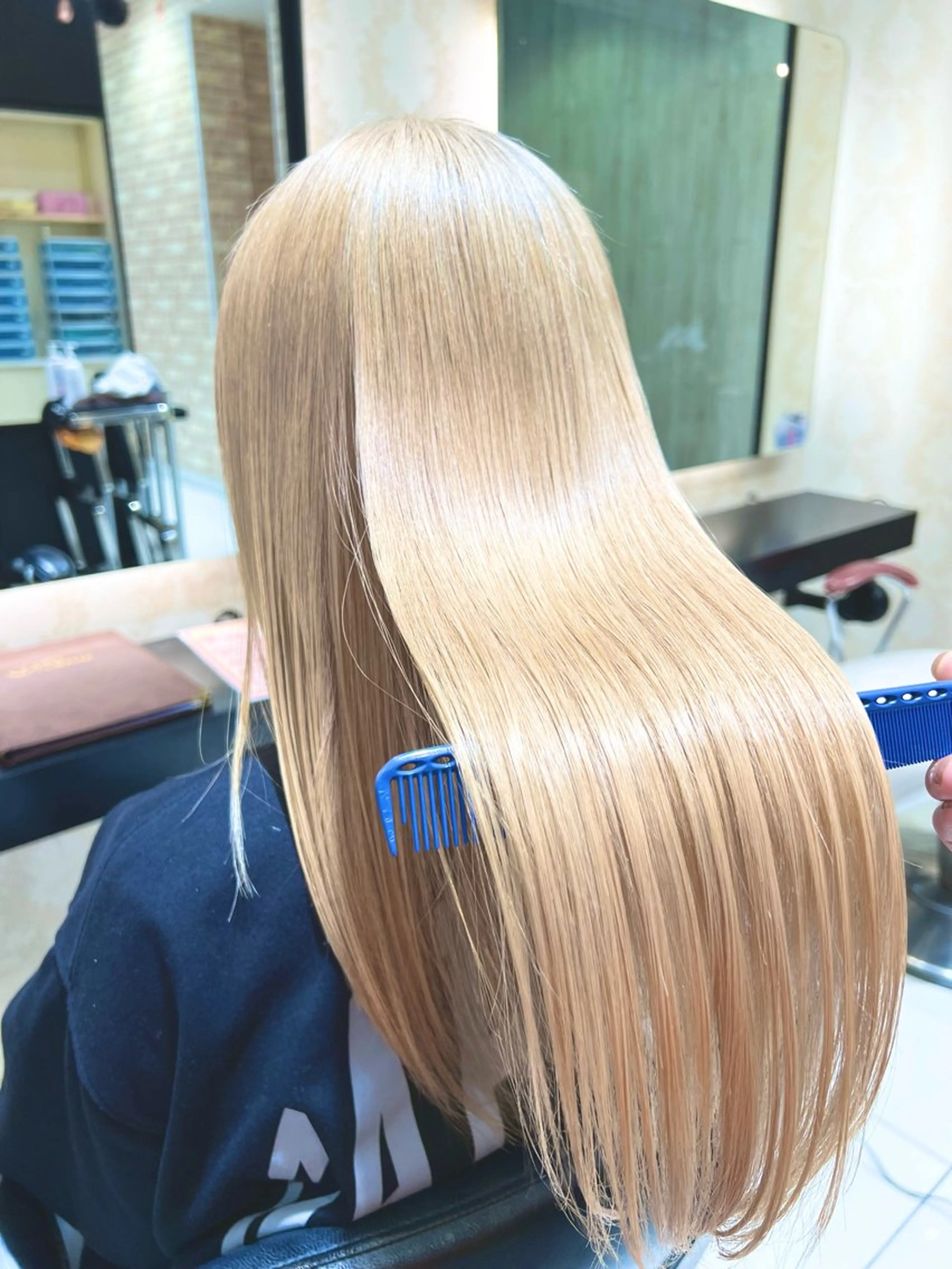 ロング カラー バレイヤージュ ブリーチ ブロンド ダブルカラー ハイライトカラー ボブ/ハイトーン髪質 改善/越谷✨クラモチのヘアスタイル