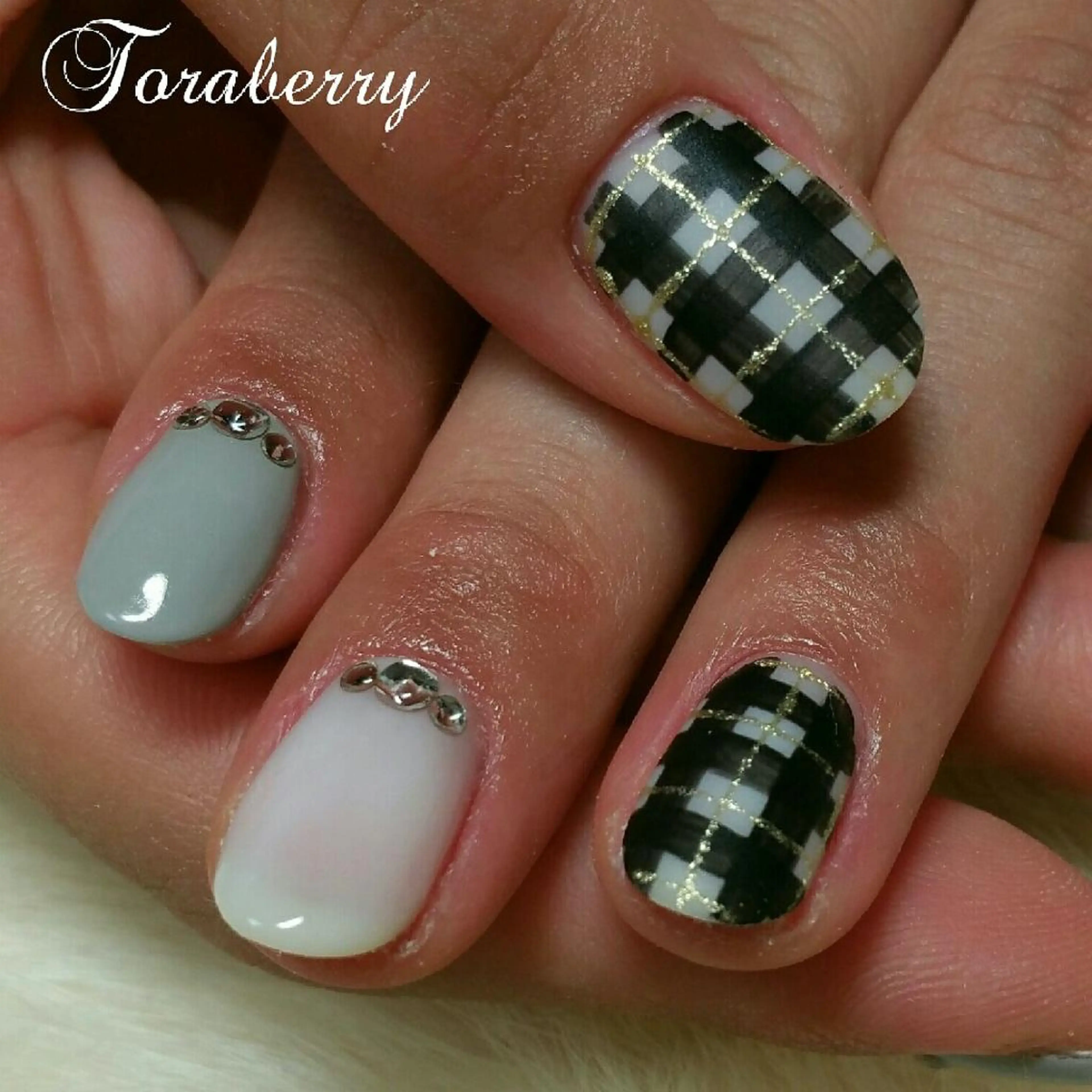 ネイル ハンドネイル ネイリスト なつみのネイルデザイン