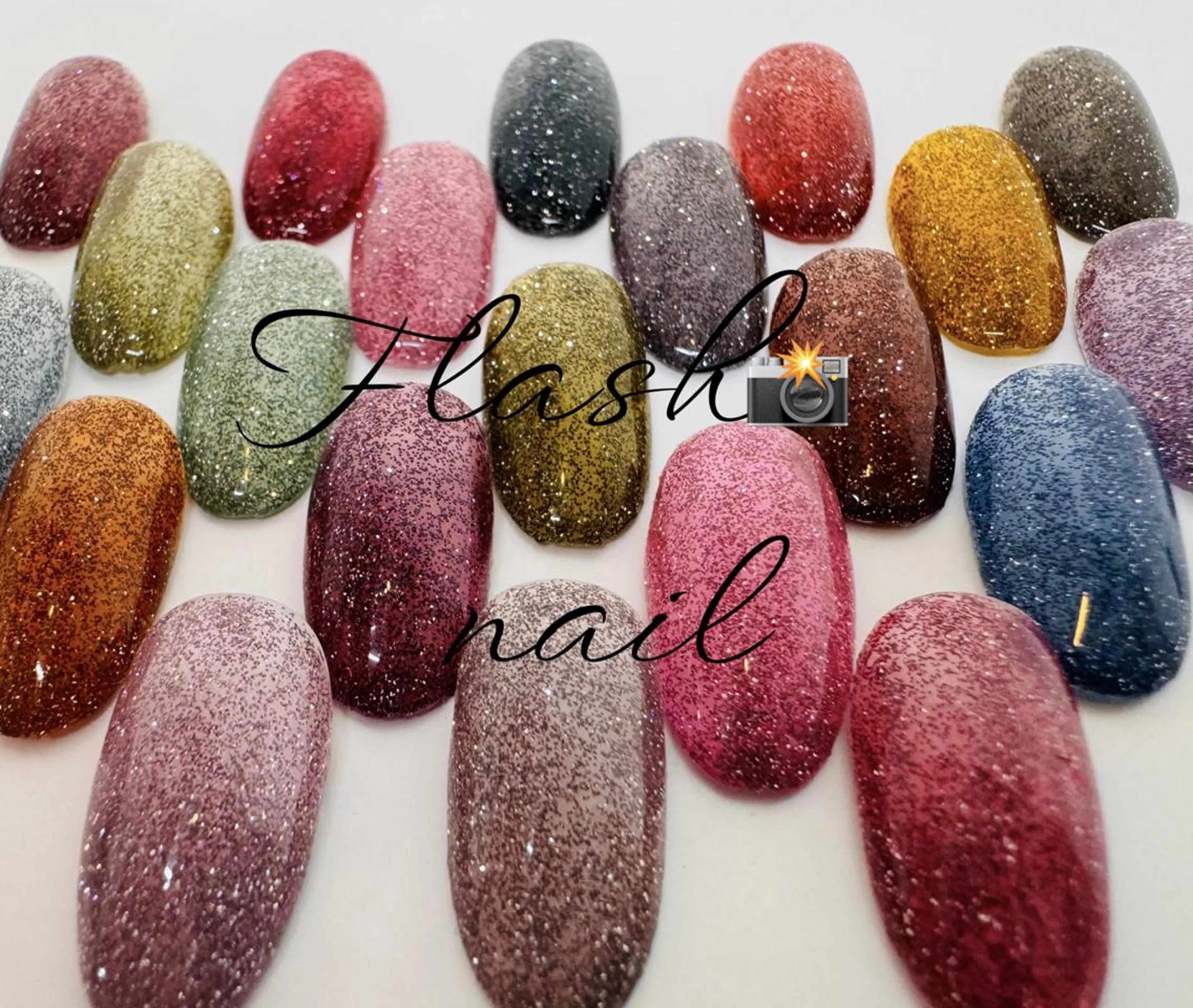 ネイル 【尾下】 ロイヤル•セラピストのネイルデザイン