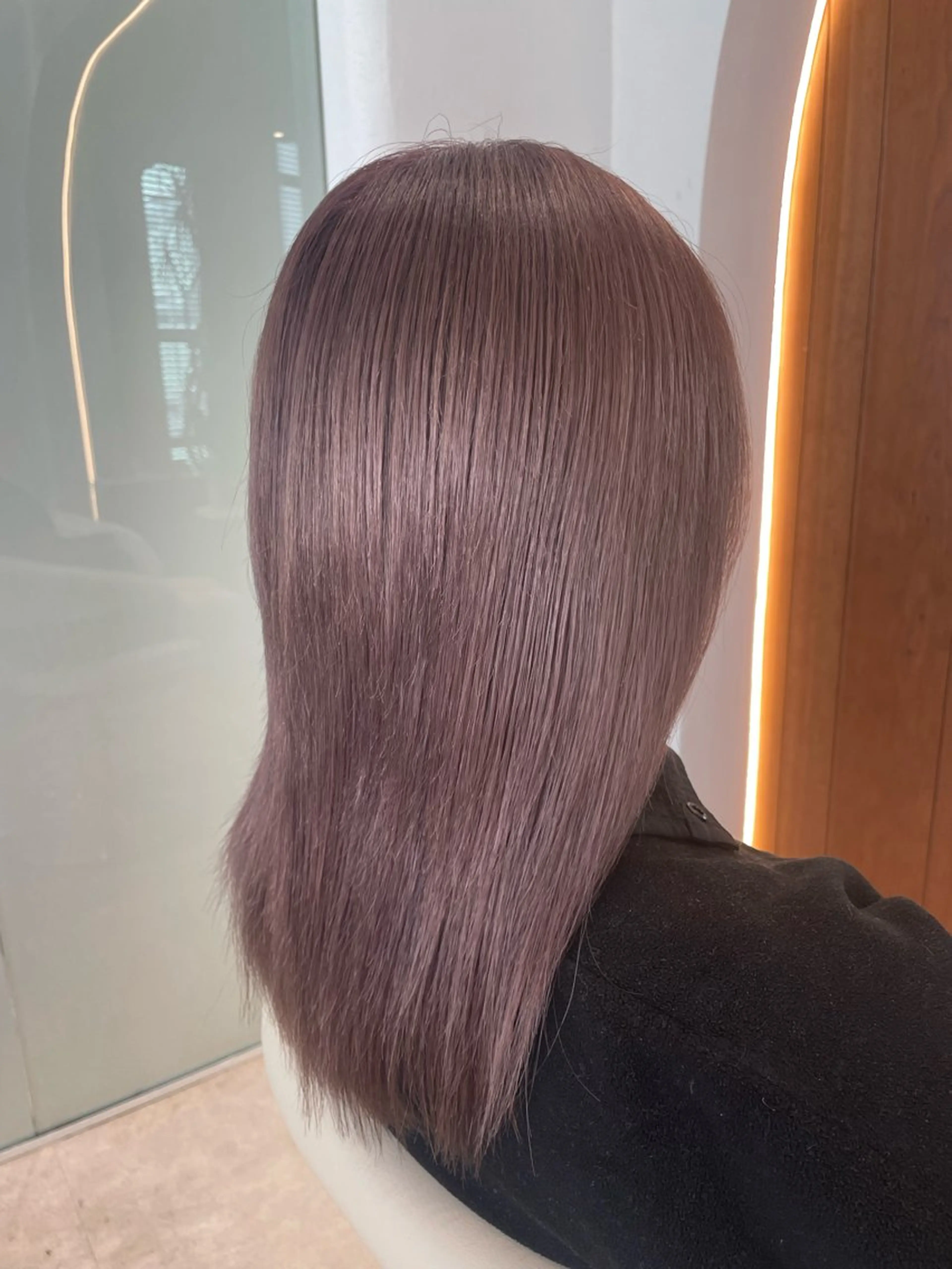 セミロング 💘MICOTO藤沢 髪質改善ブリーチ💘のヘアスタイル