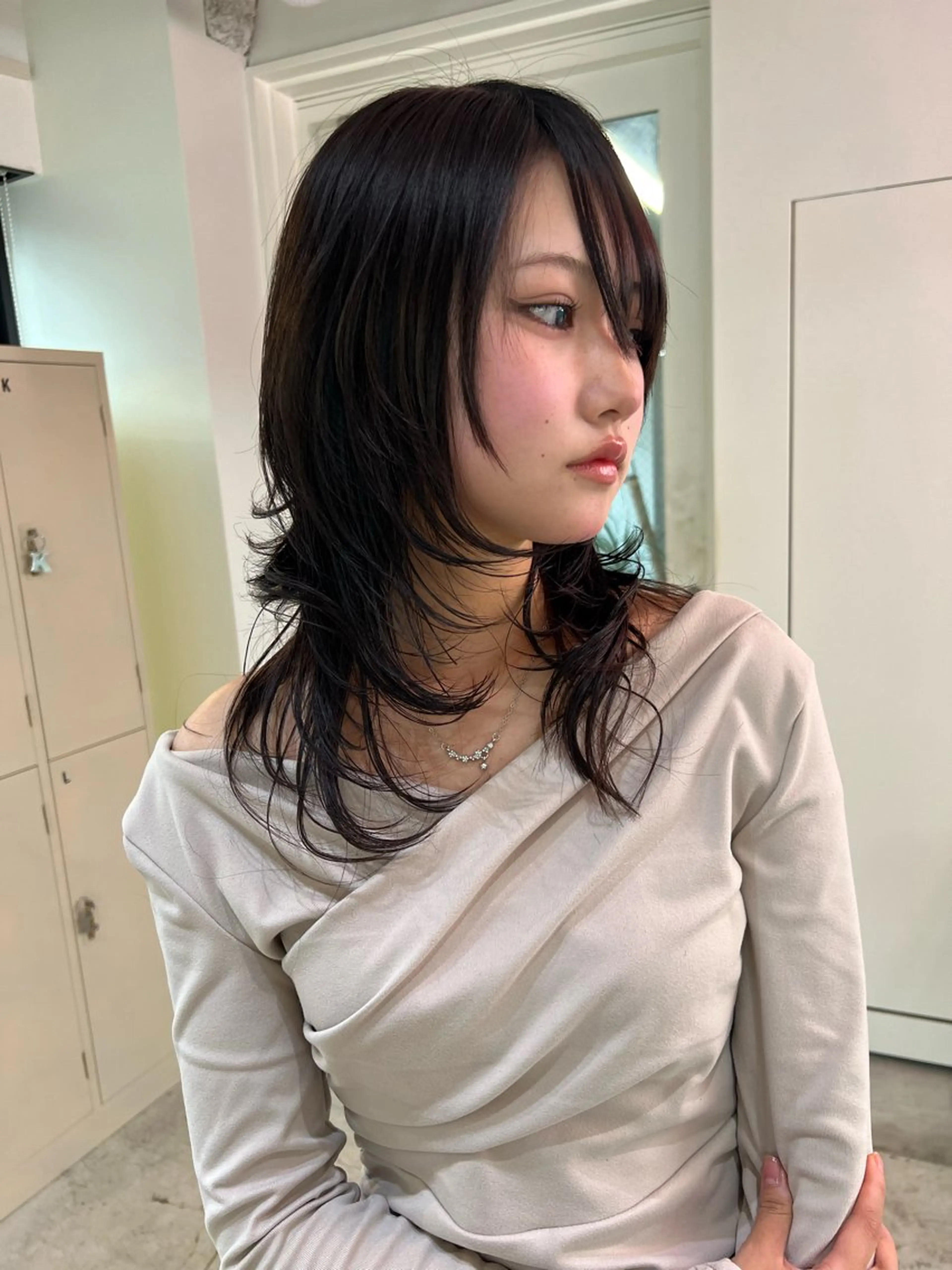 ミディアム カット 💥ウルフカット デザインあんな💥のヘアスタイル