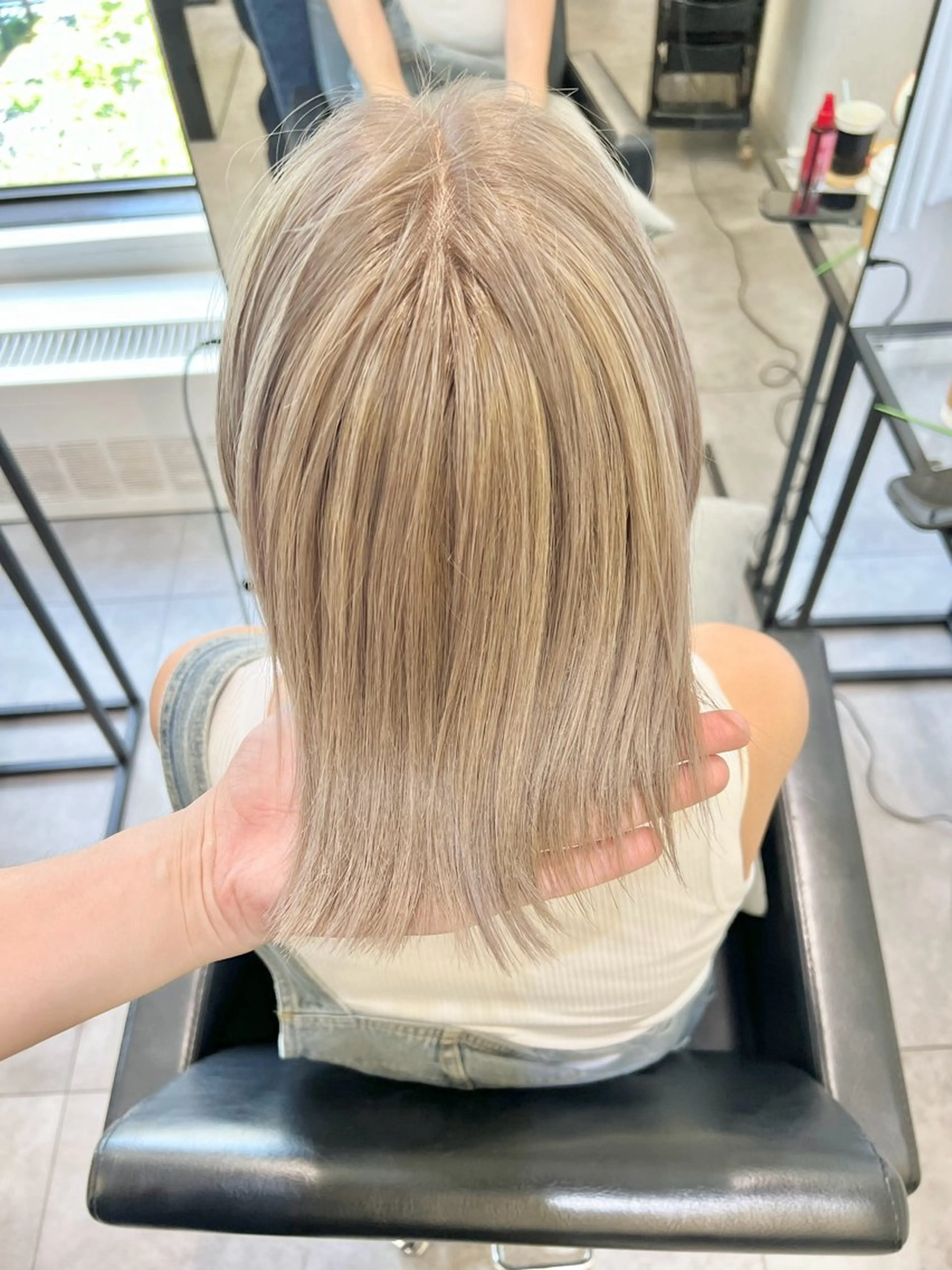 ショート カラー レイヤーカット💎 髪質改善のヘアスタイル