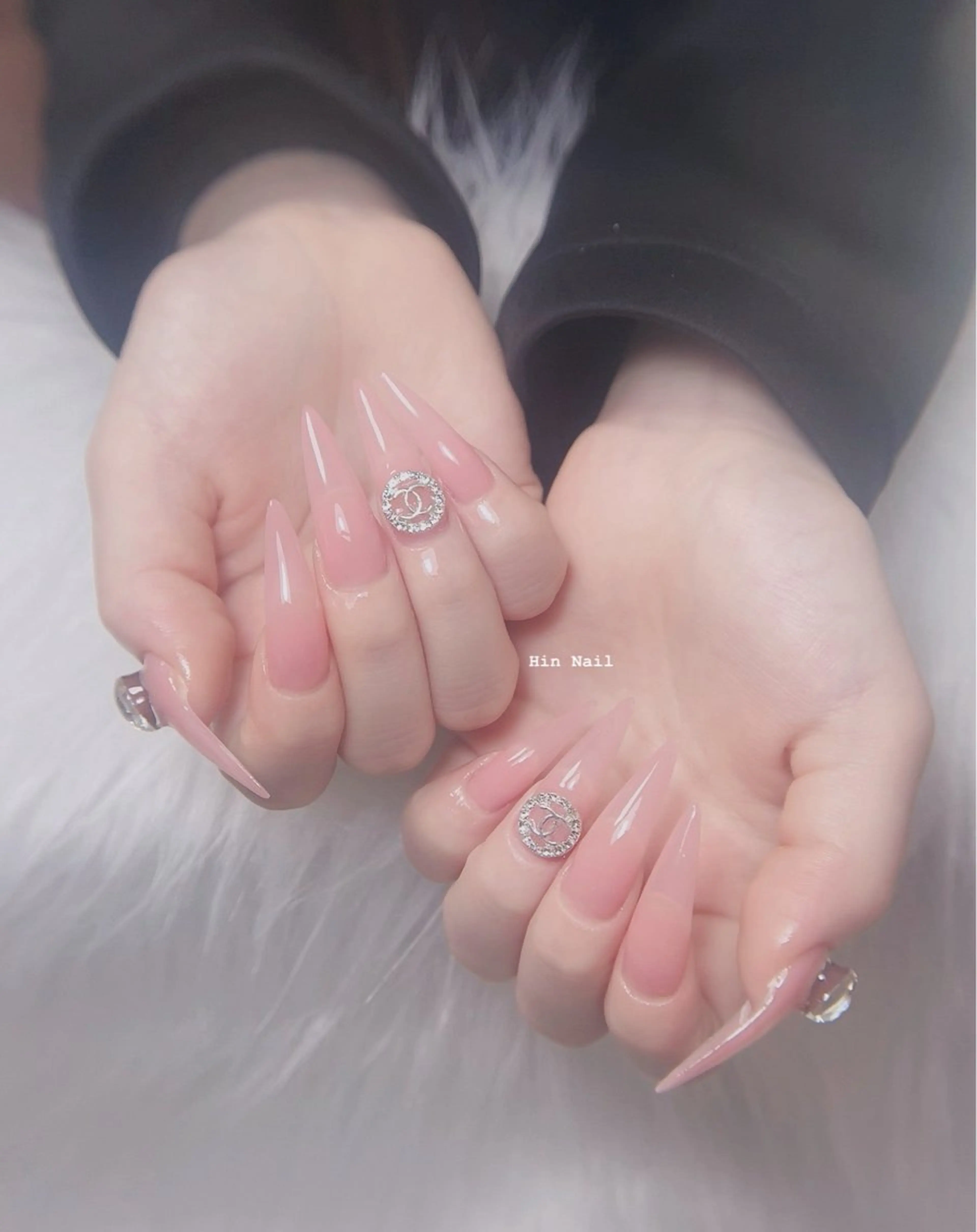 ネイル ハンドネイル HIN NAILのネイルデザイン