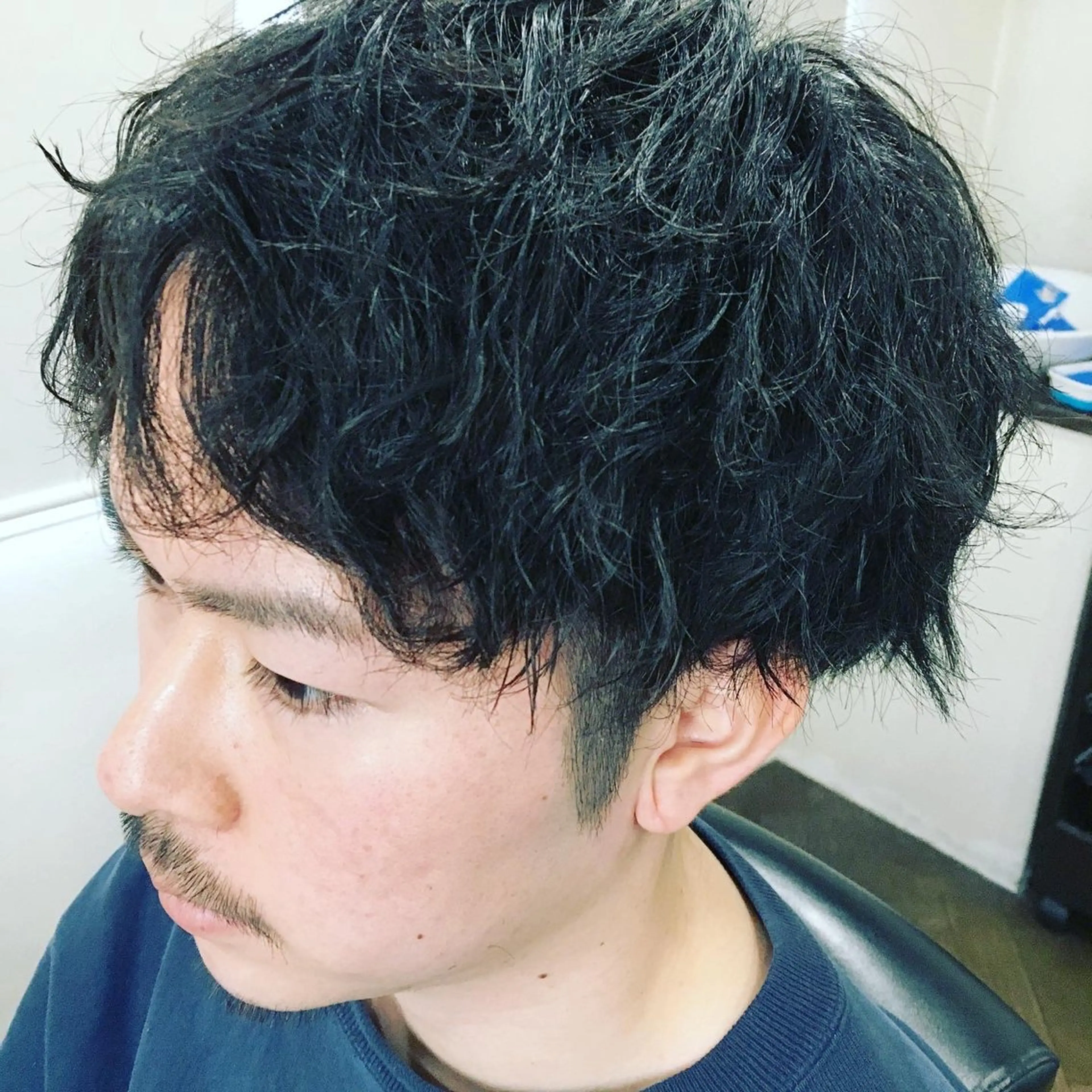 ショート パーマ メンズ マッシュ メンズパーマ ツイストスパイラルパーマ ショートヘア スパイラルパーマ カット メンズ/ケアパーマ /hayashiのヘアスタイル