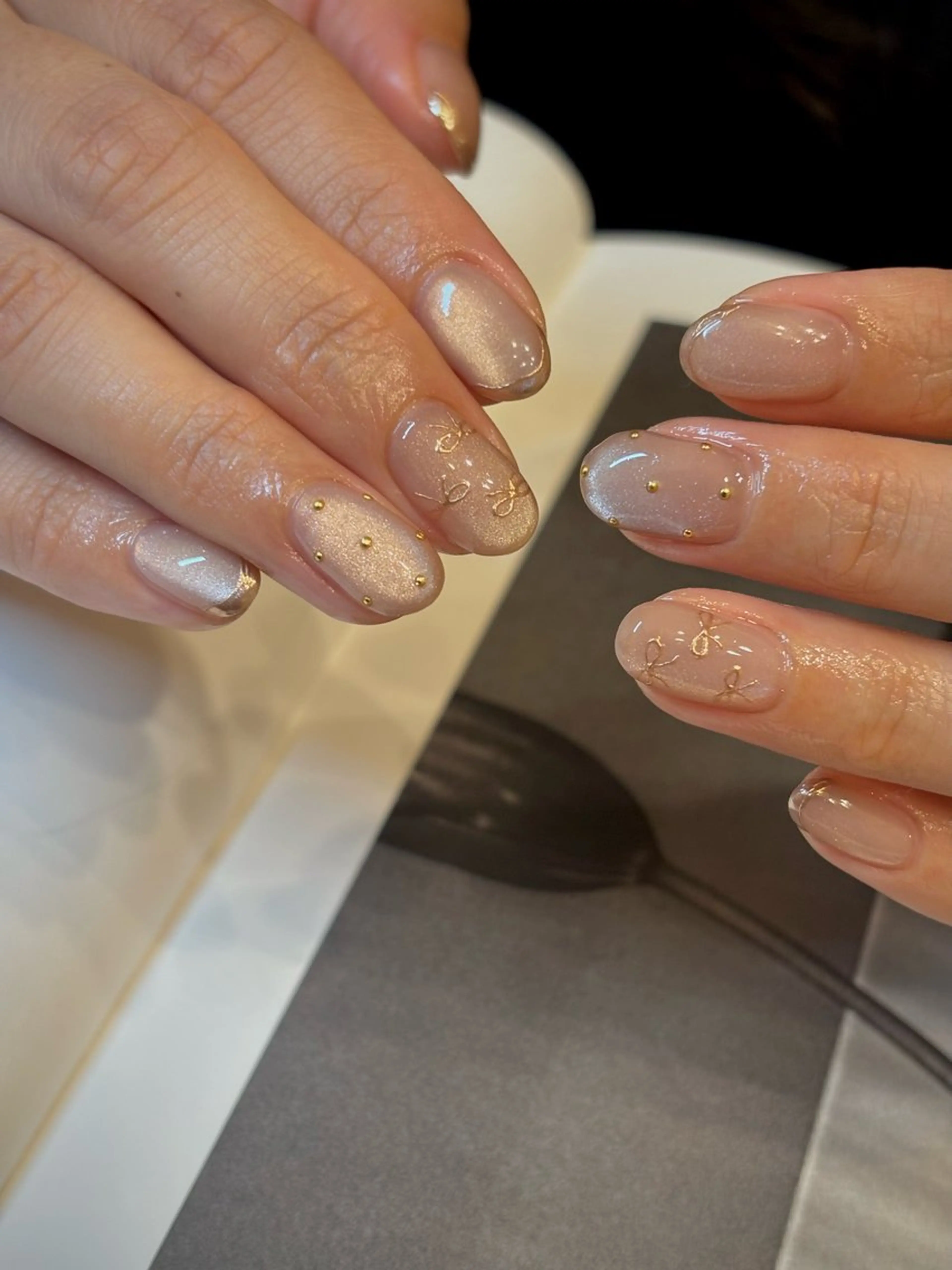 キッズ ネイル フットネイル ジェルネイル マグネットネイル ニュアンスネイル ワンカラーネイル illum hicariのネイルデザイン