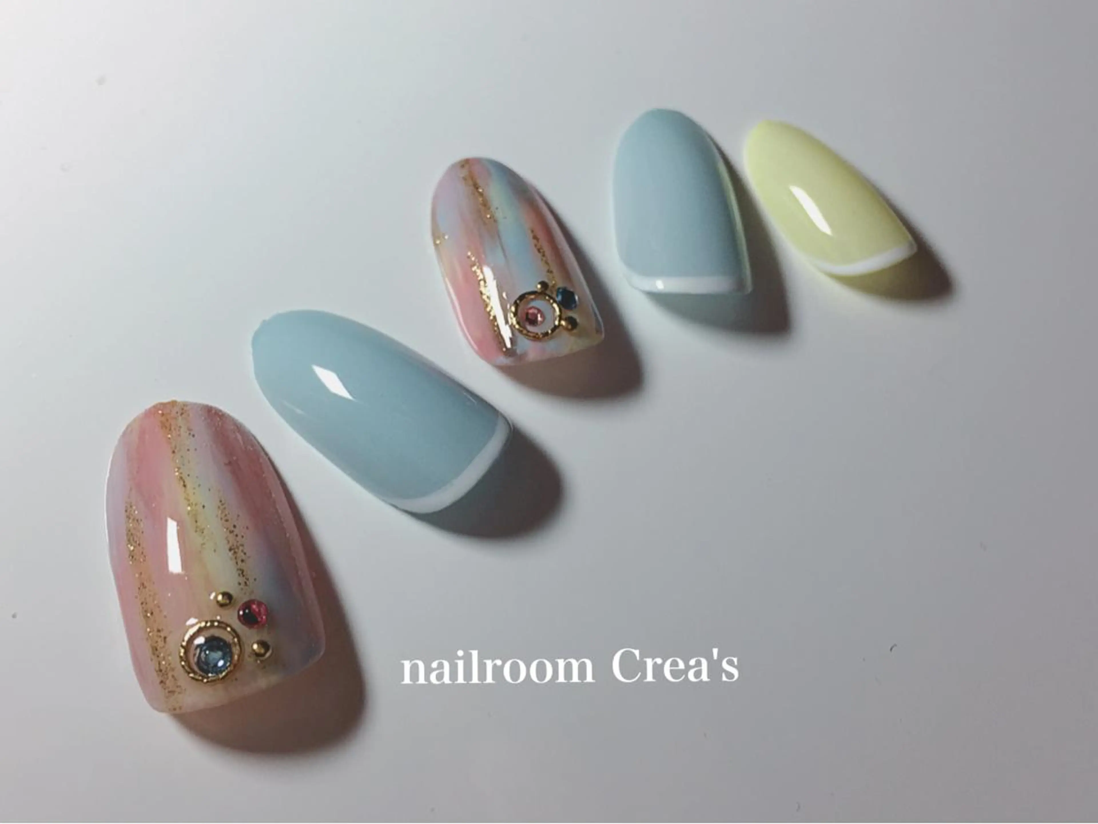 ネイル ニュアンスネイル nailroom Crea'sのネイルデザイン