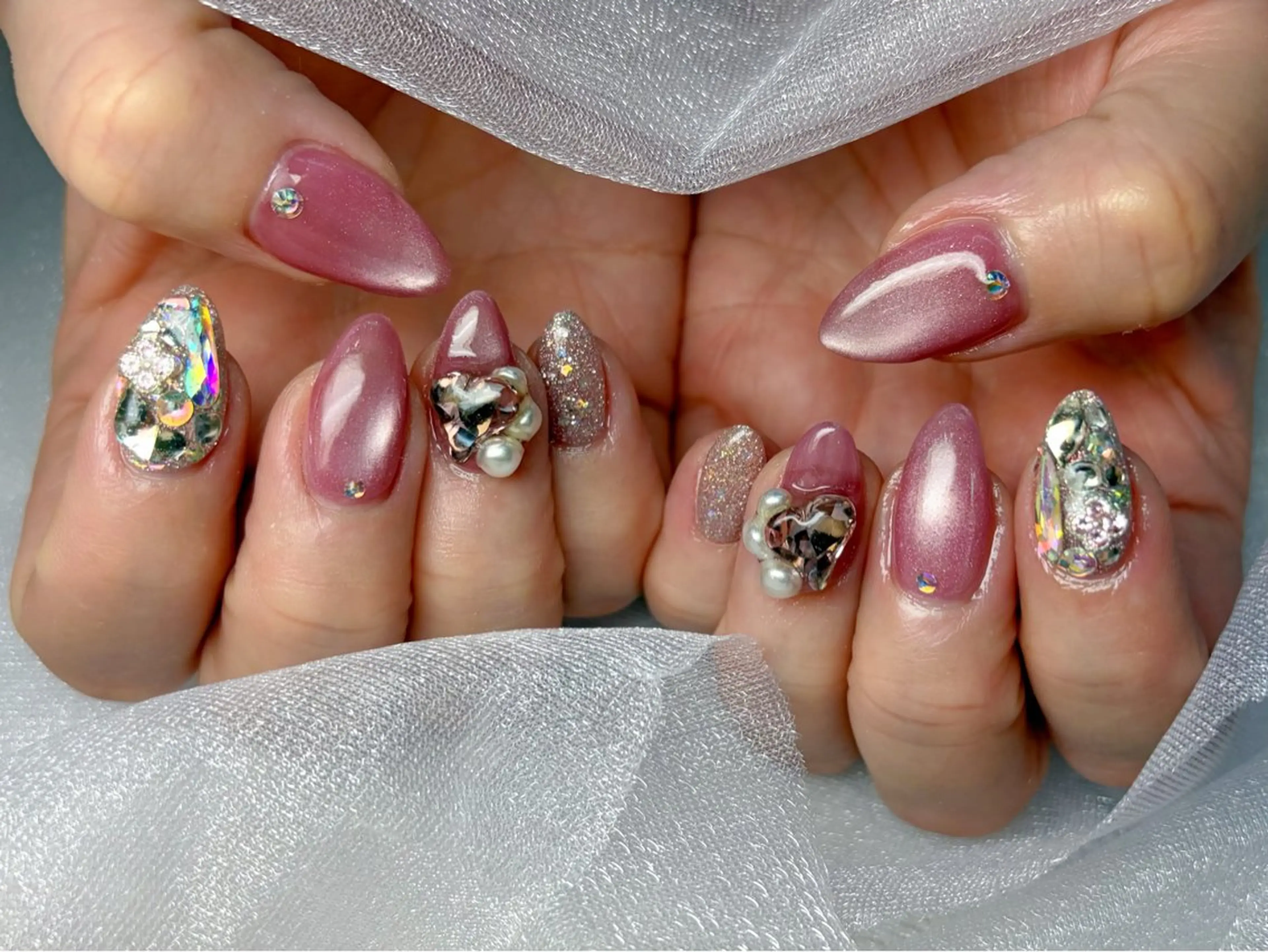 ネイル Queennail 北堀江Yumiのネイルデザイン