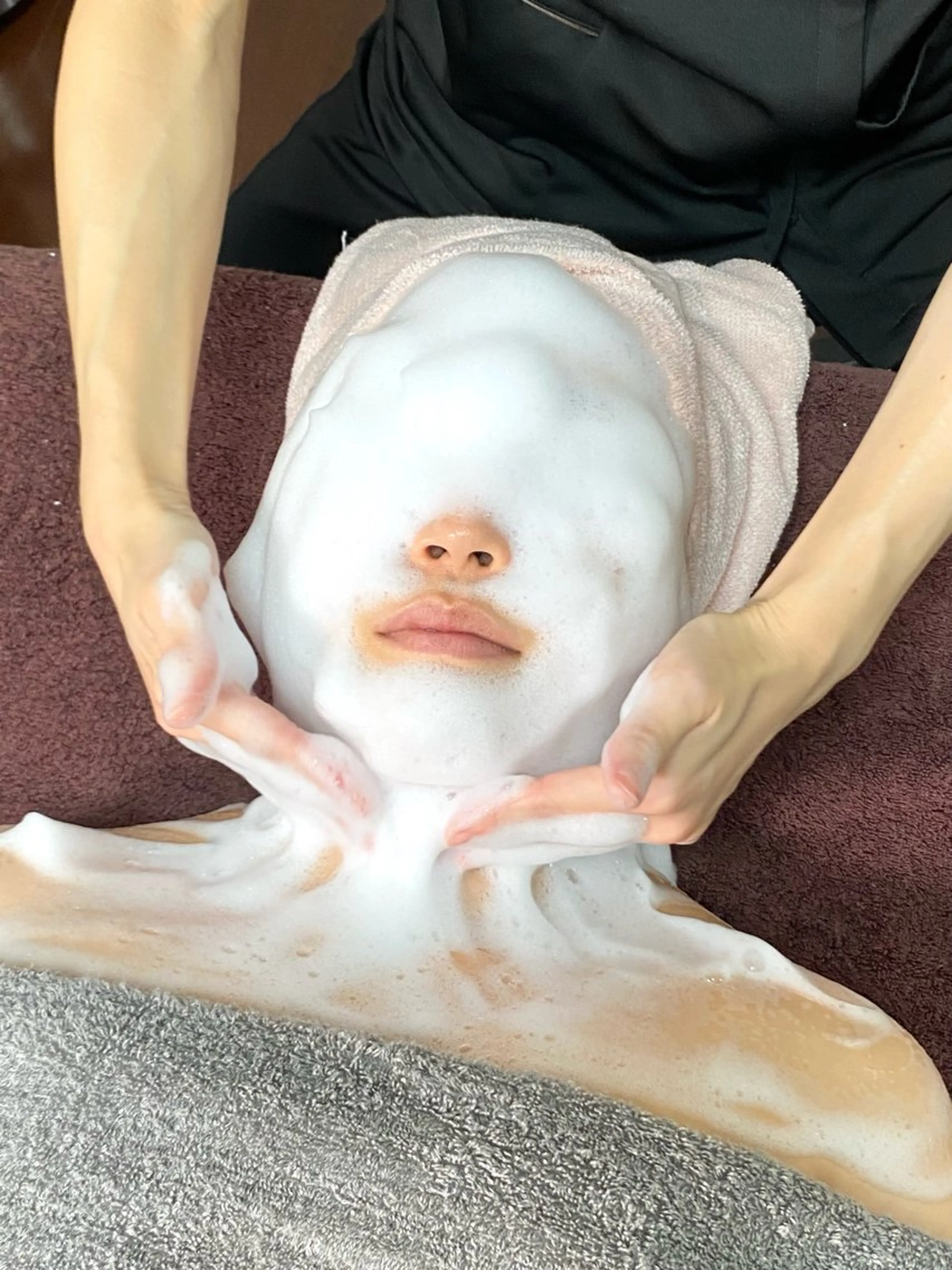 ＊2回目​〜​《超音波美顔+ハリ艶白玉ホイップ艶肌》首デコルテ付✨60分+ ヘッド付きの写真