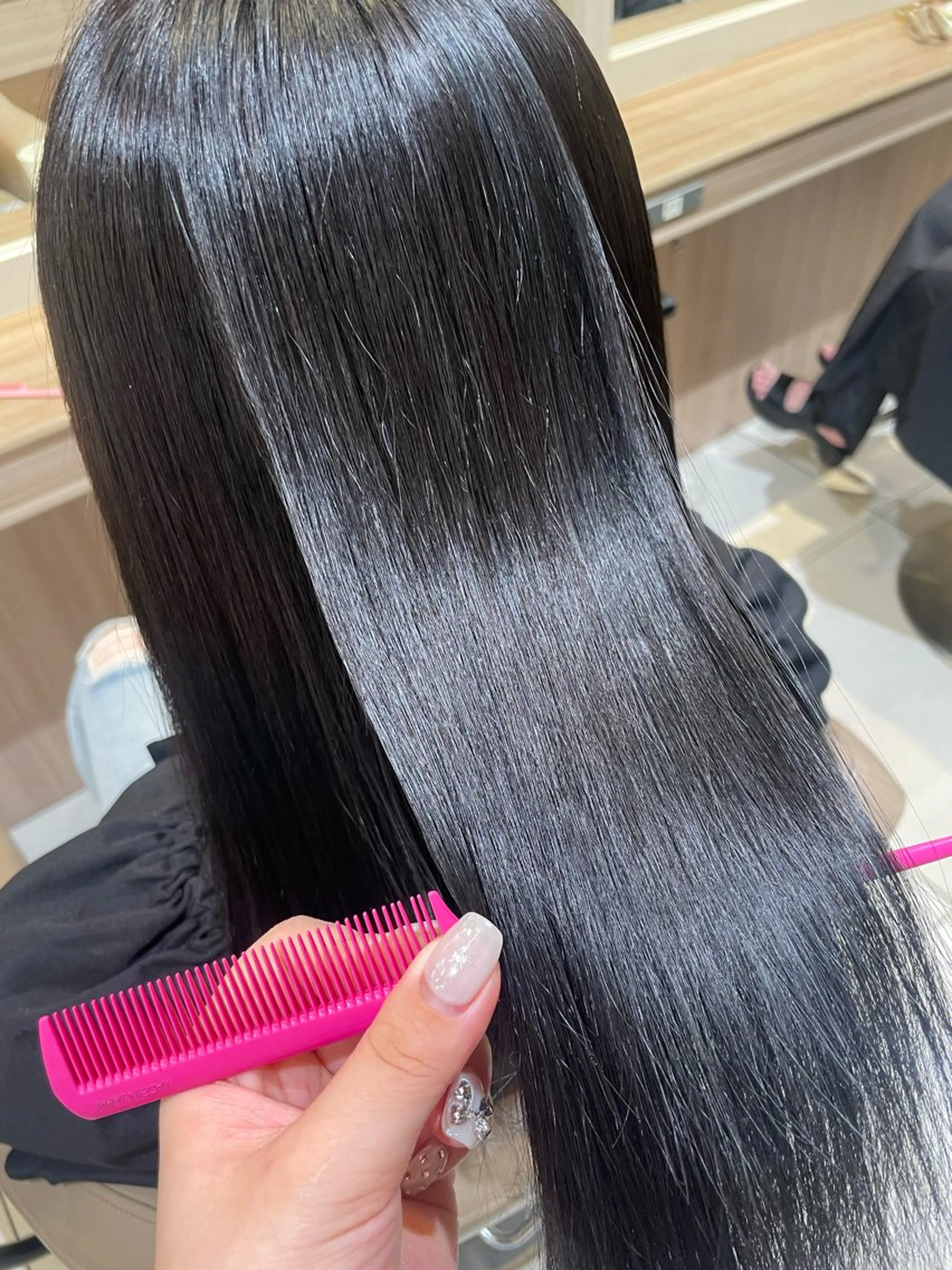 セミロング パーマ カット 縮毛矯正 トリートメント 韓国ヘアメイク🎀/ 縮毛矯正✨山本媛香のヘアスタイル