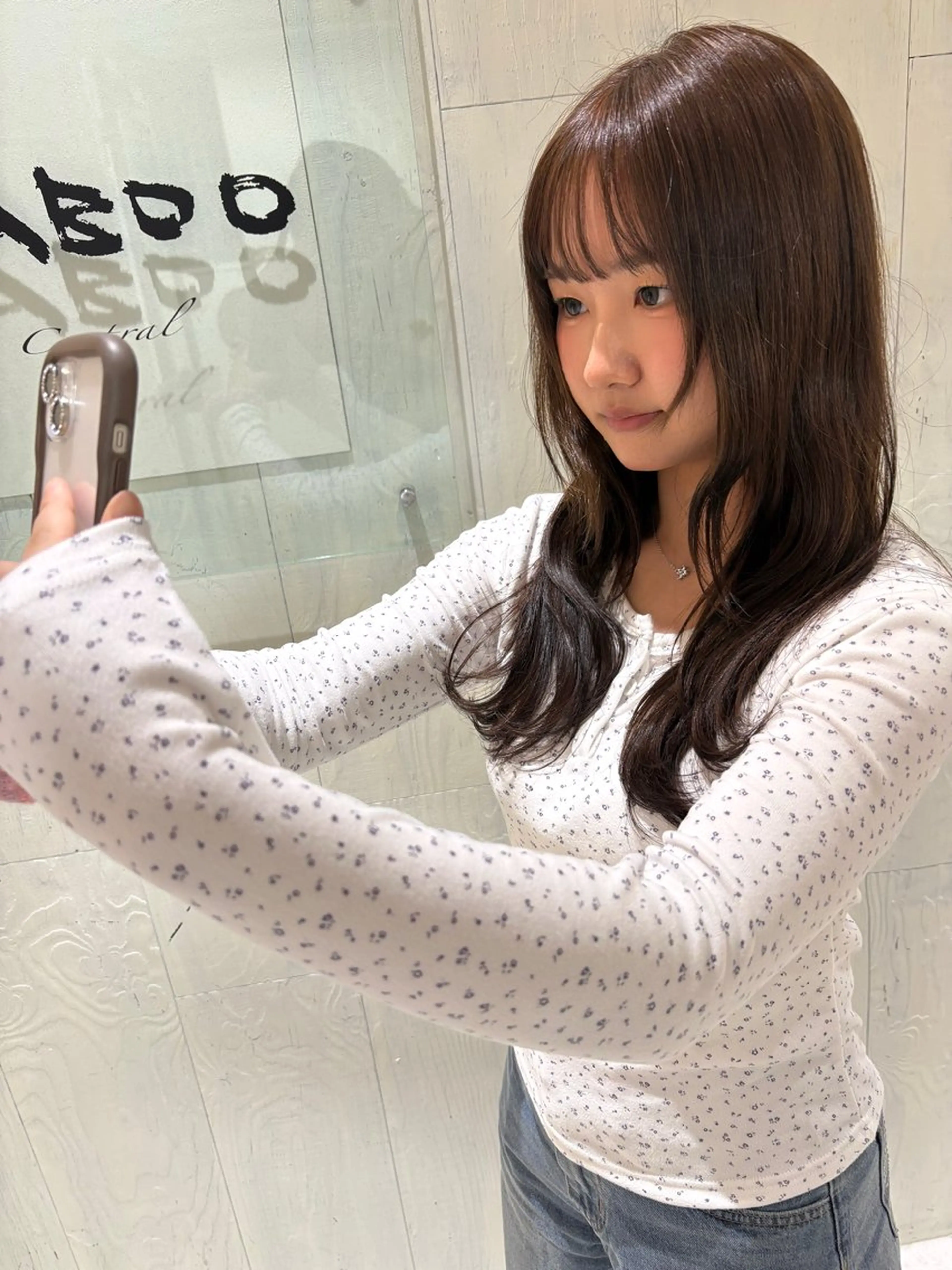 ロング カラー ブラウンカラー チョコレートブラウン 透明感カラー レイヤーカット カット ヘアカラー ブリーチなしWカラー レイヤー/Rickyのヘアスタイル