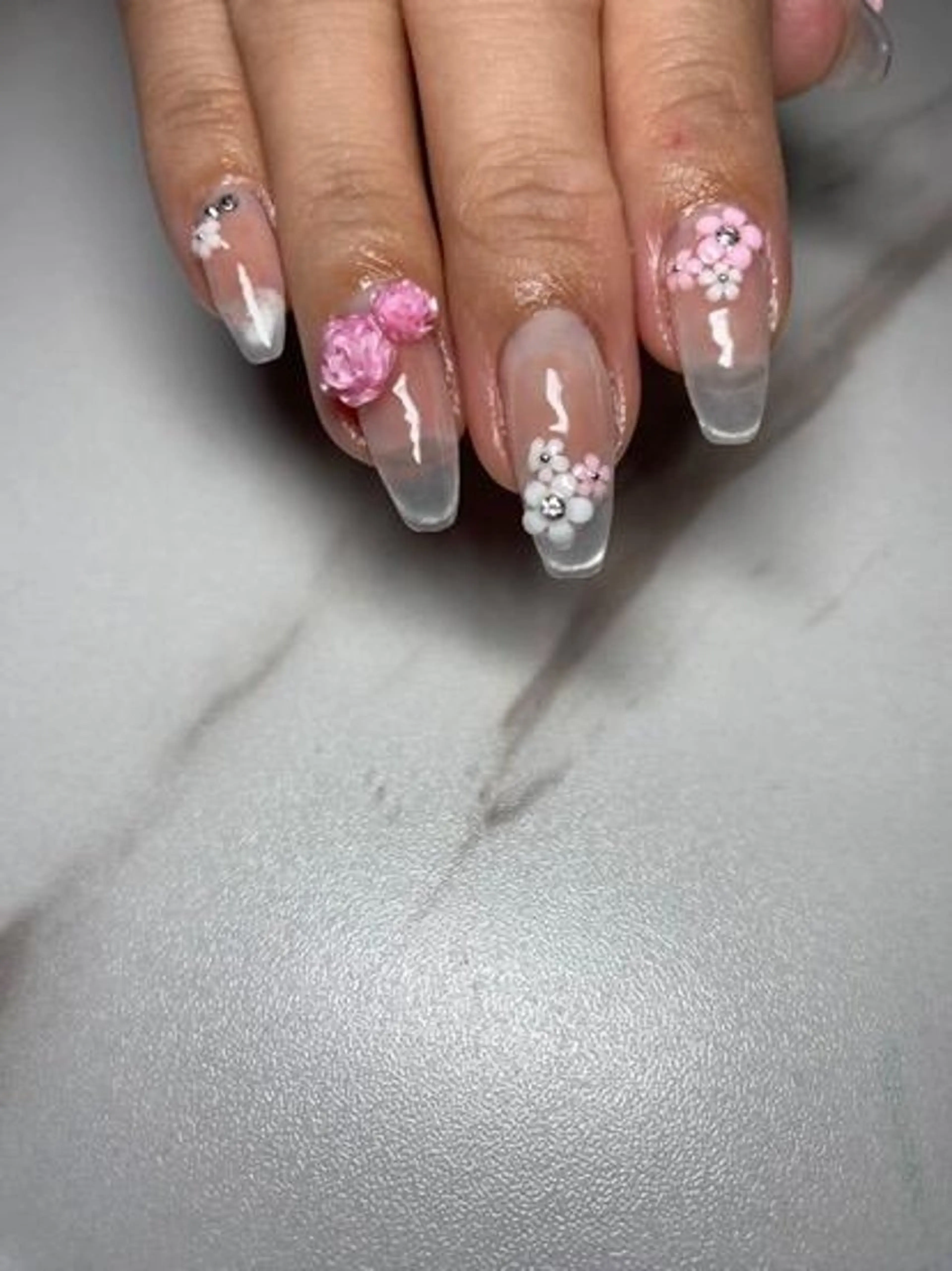 ネイル おそろいネイル リボン 春ネイル Nailsalon AMAのネイルデザイン