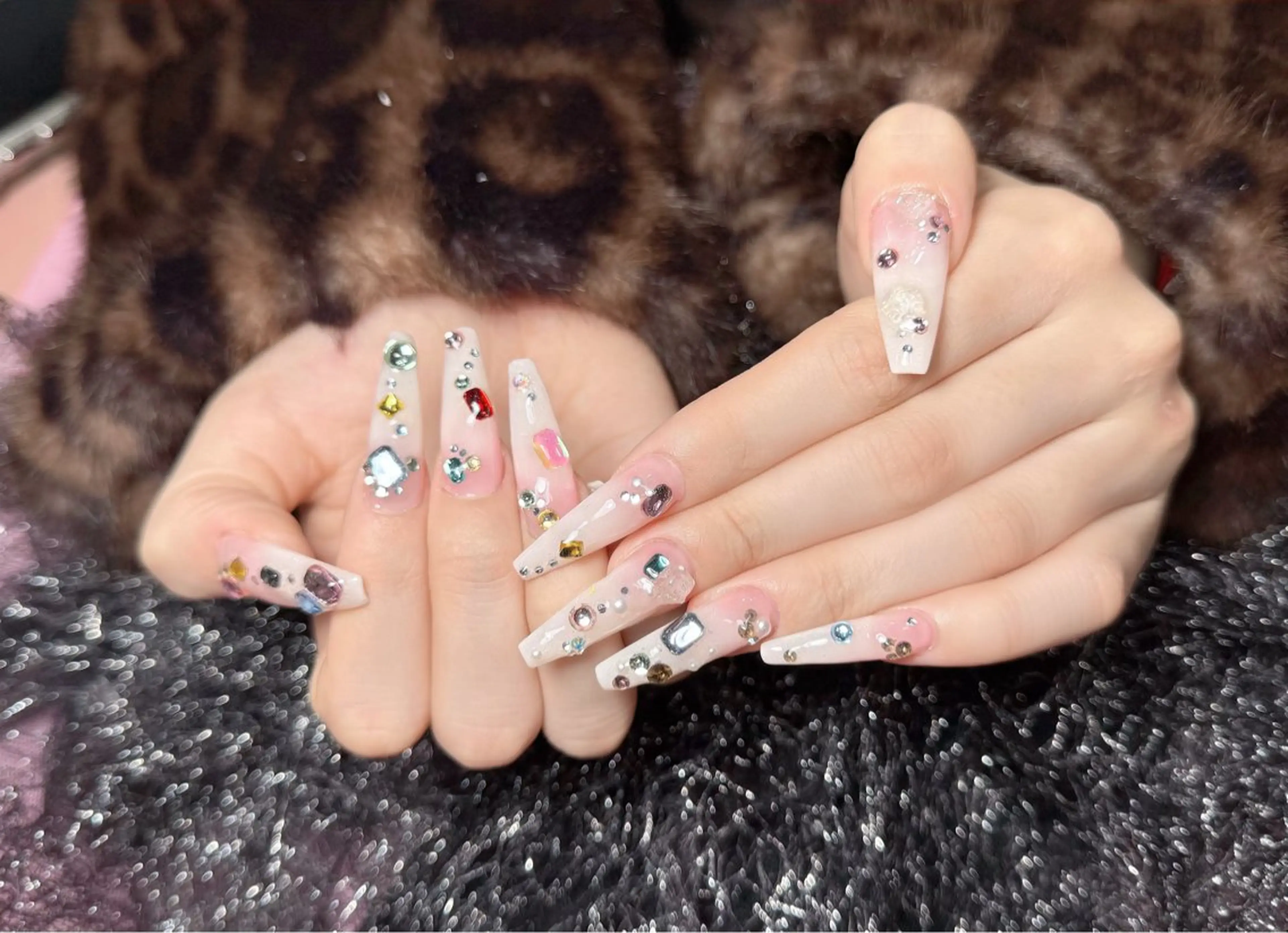 ネイル 春ネイル 夏ネイル 冬ネイル ハンドネイル Yumi❤️ Lya Nailのネイルデザイン