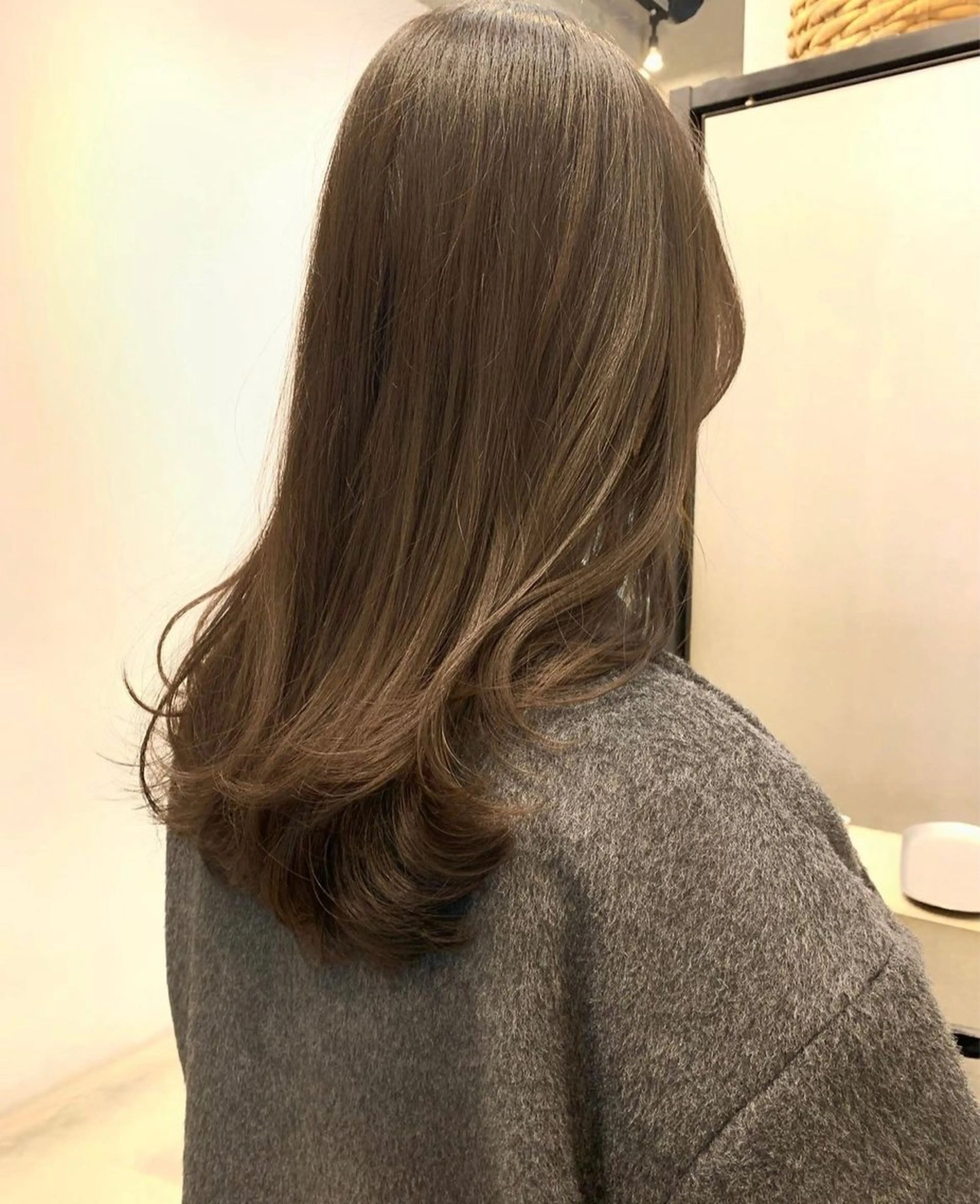 ロング カラー メンズ オリーブカラー 抜きっぱなしブロンド /ハイトーン/カナタのヘアスタイル