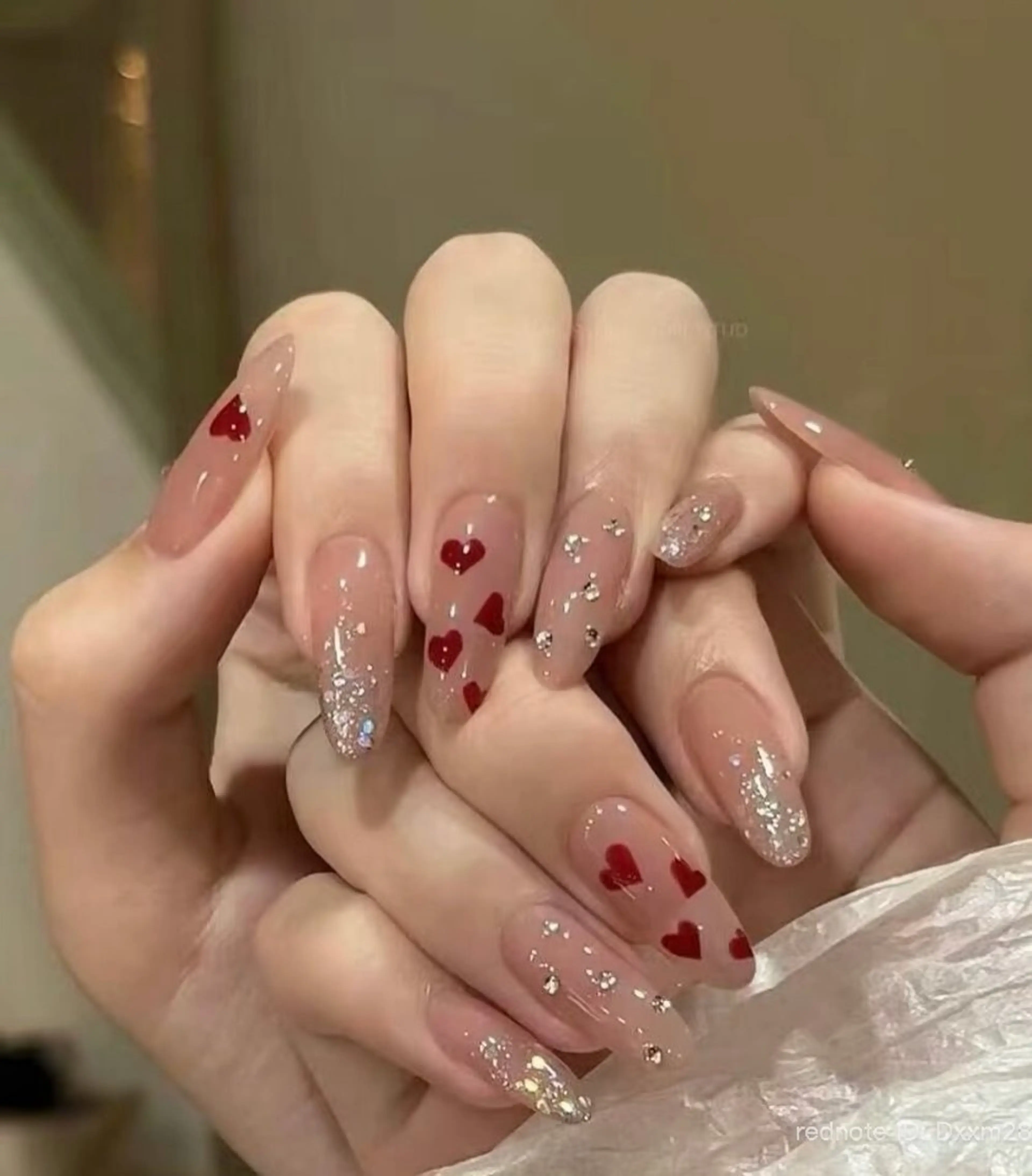 ネイル バレンタイン DoReMiサロン チョウのネイルデザイン