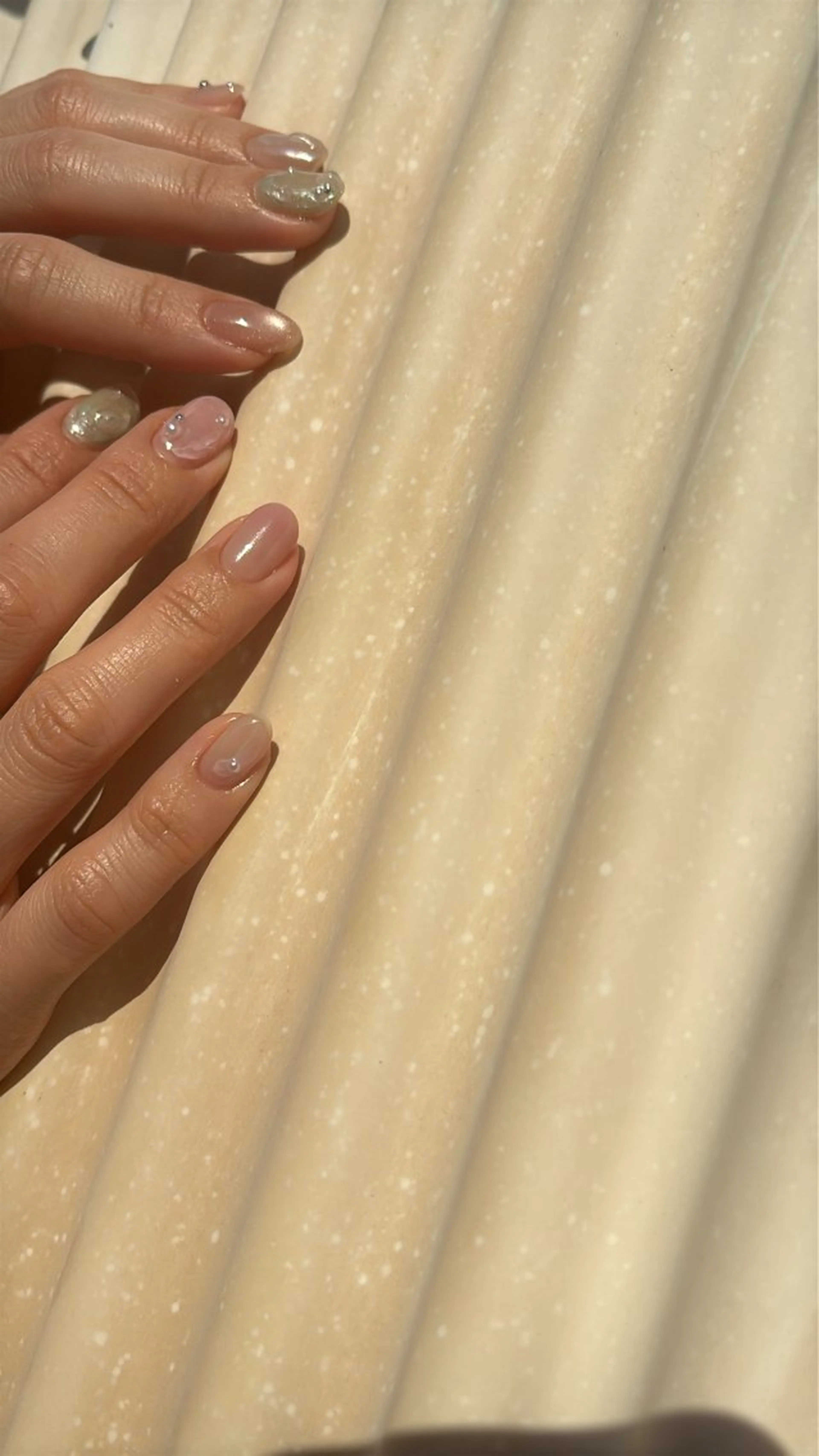 ネイル nailsalon hue所属・小山 羽奈のネイルデザイン