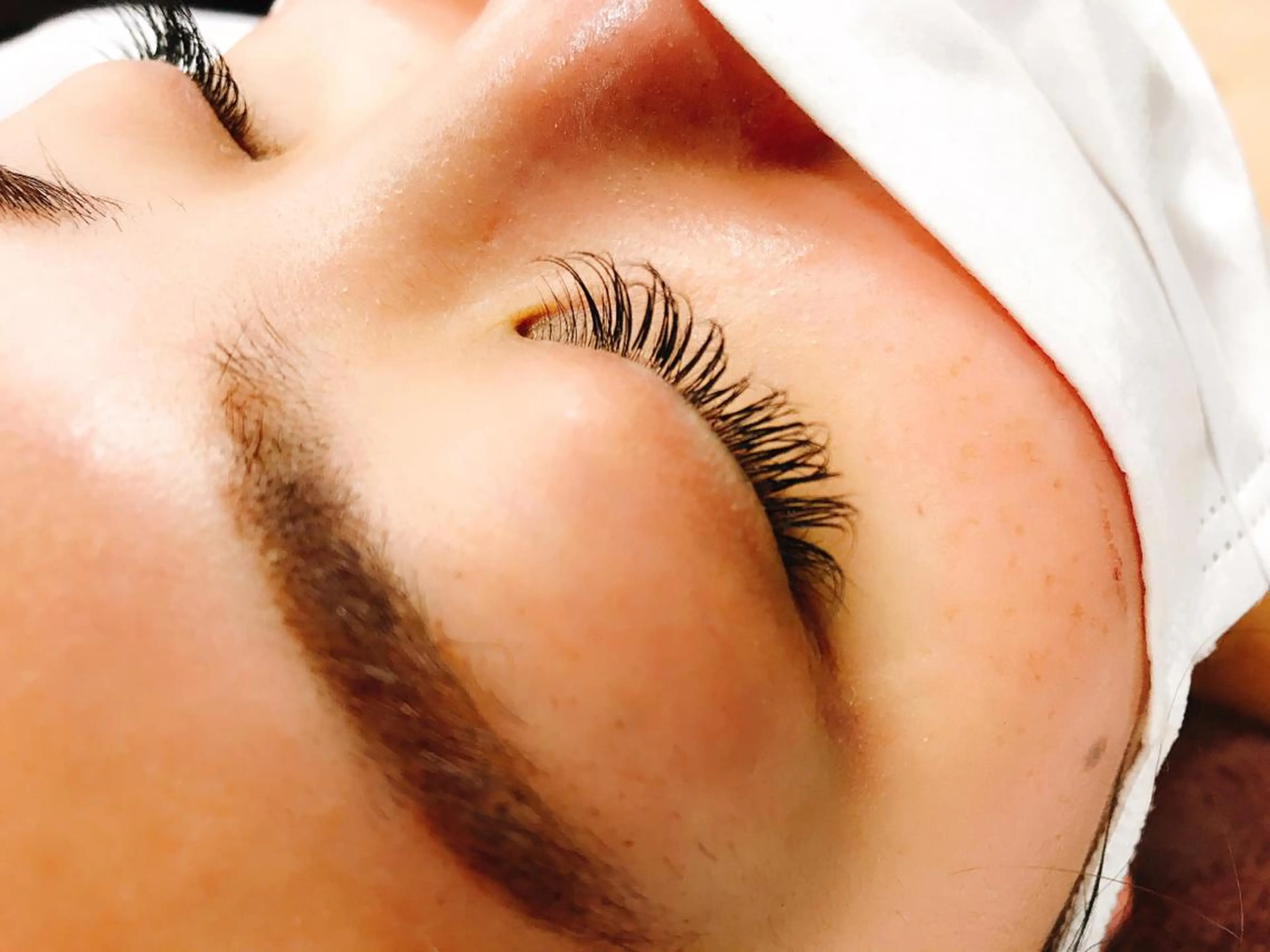 マツエク・マツパ 保子 祐里香のヘアスタイル