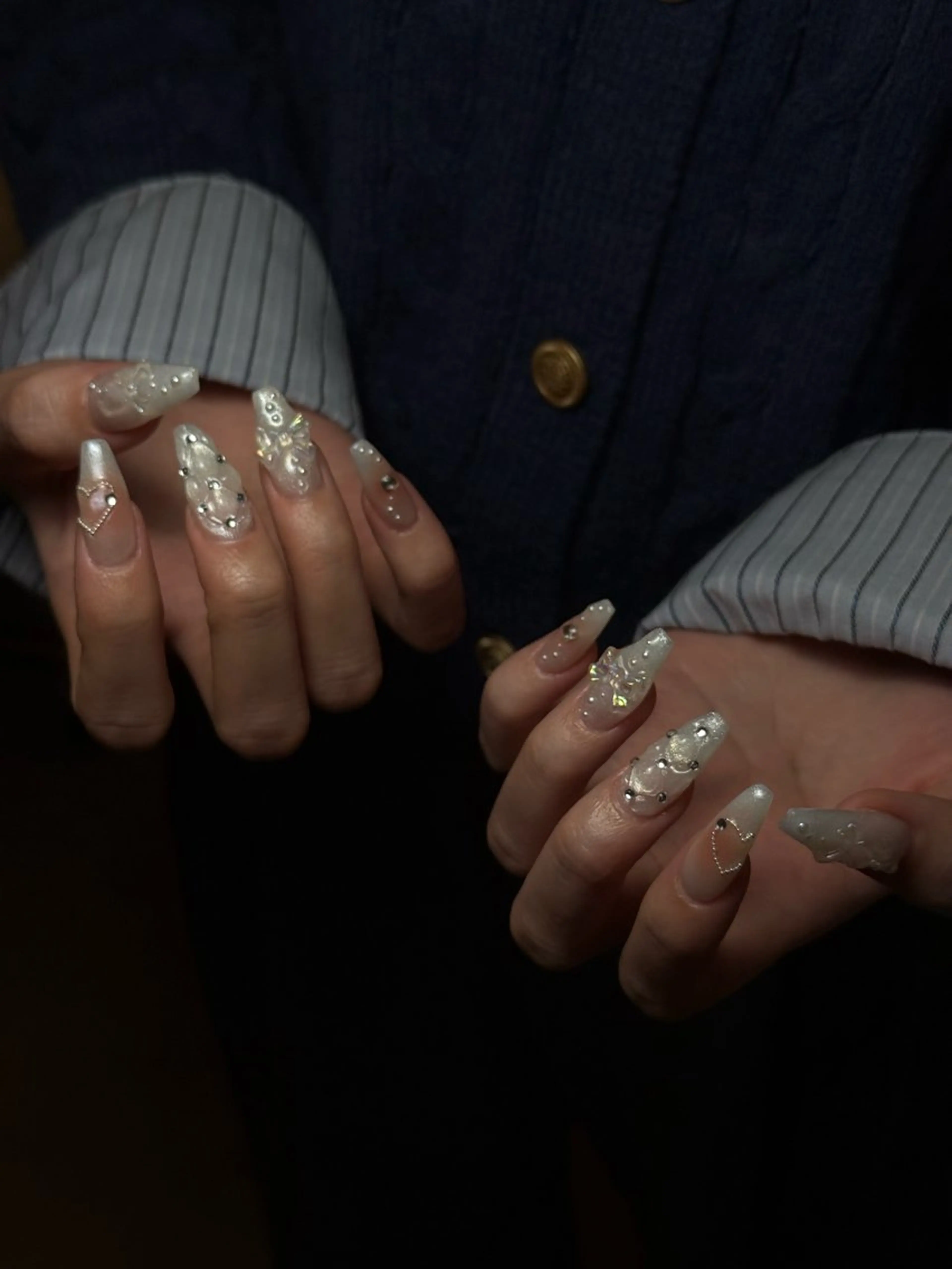 ネイル リボン ハンドネイル 向井 日花里のネイルデザイン