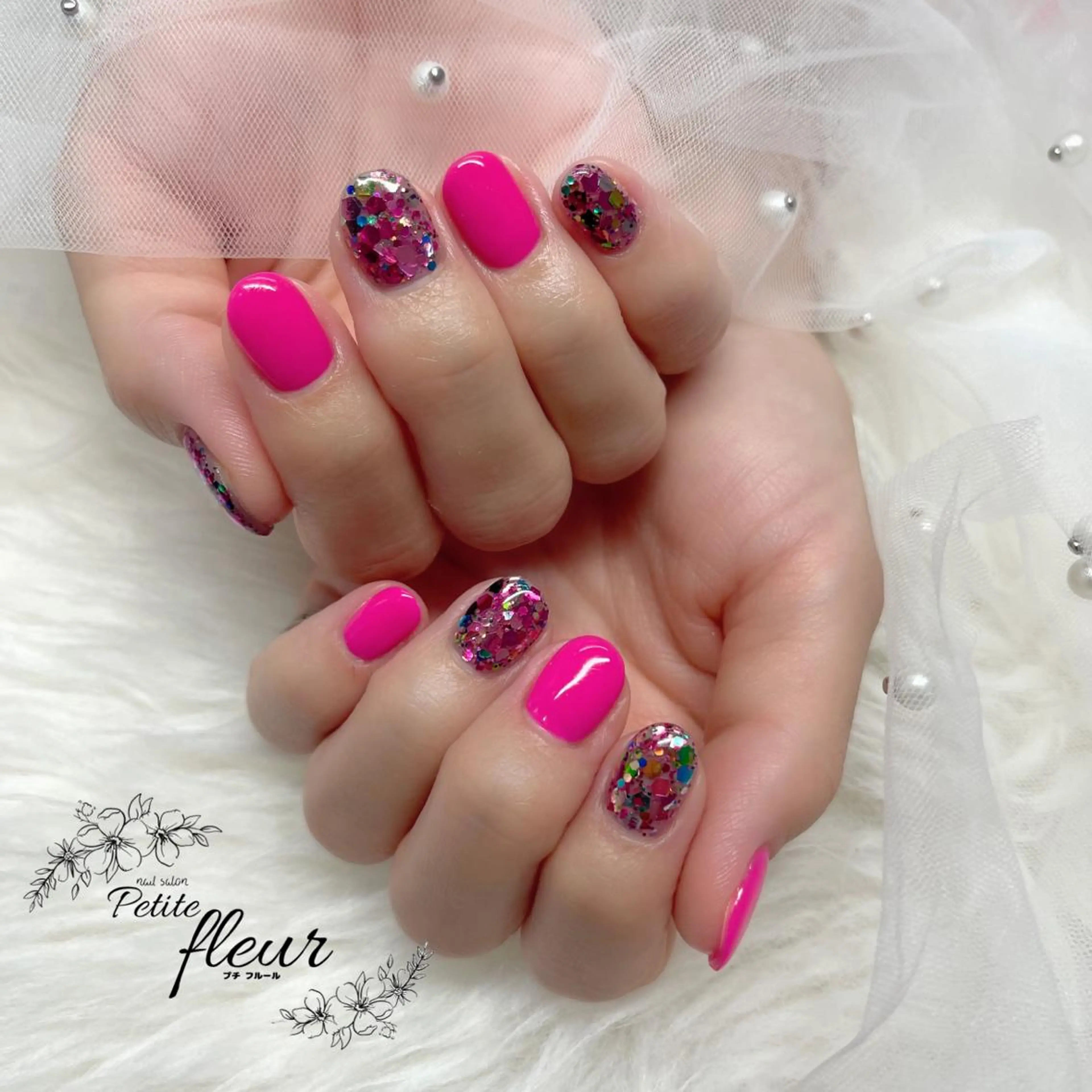 ネイル ホログラムネイル ピンク ❁⃘*。Petite fleur❁⃘*りさのネイルデザイン