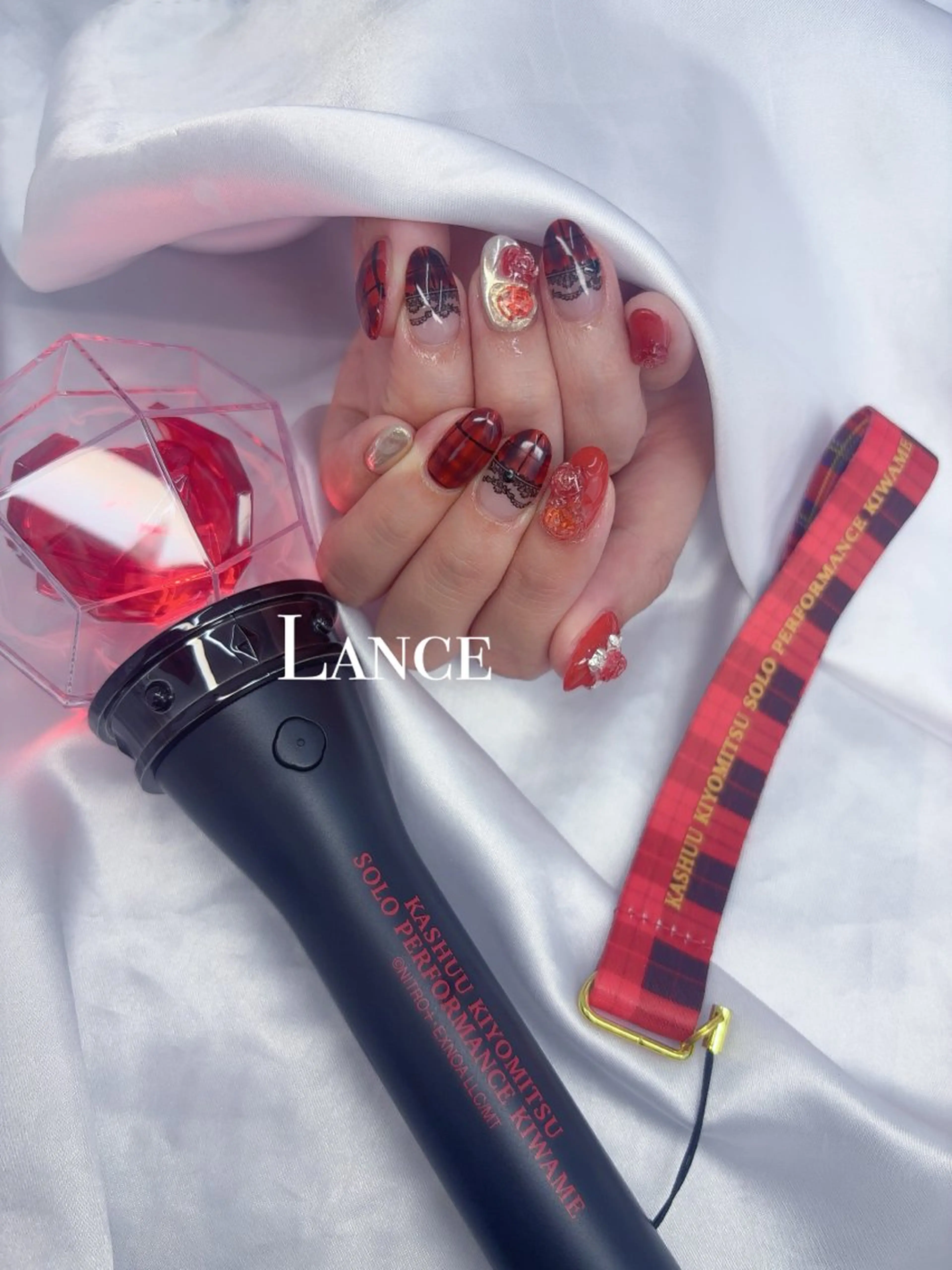 ネイル オーロラネイル ドット フットネイル 氷ネイル・うるうるネイル キラキラネイル ハンドネイル Lance nailのネイルデザイン