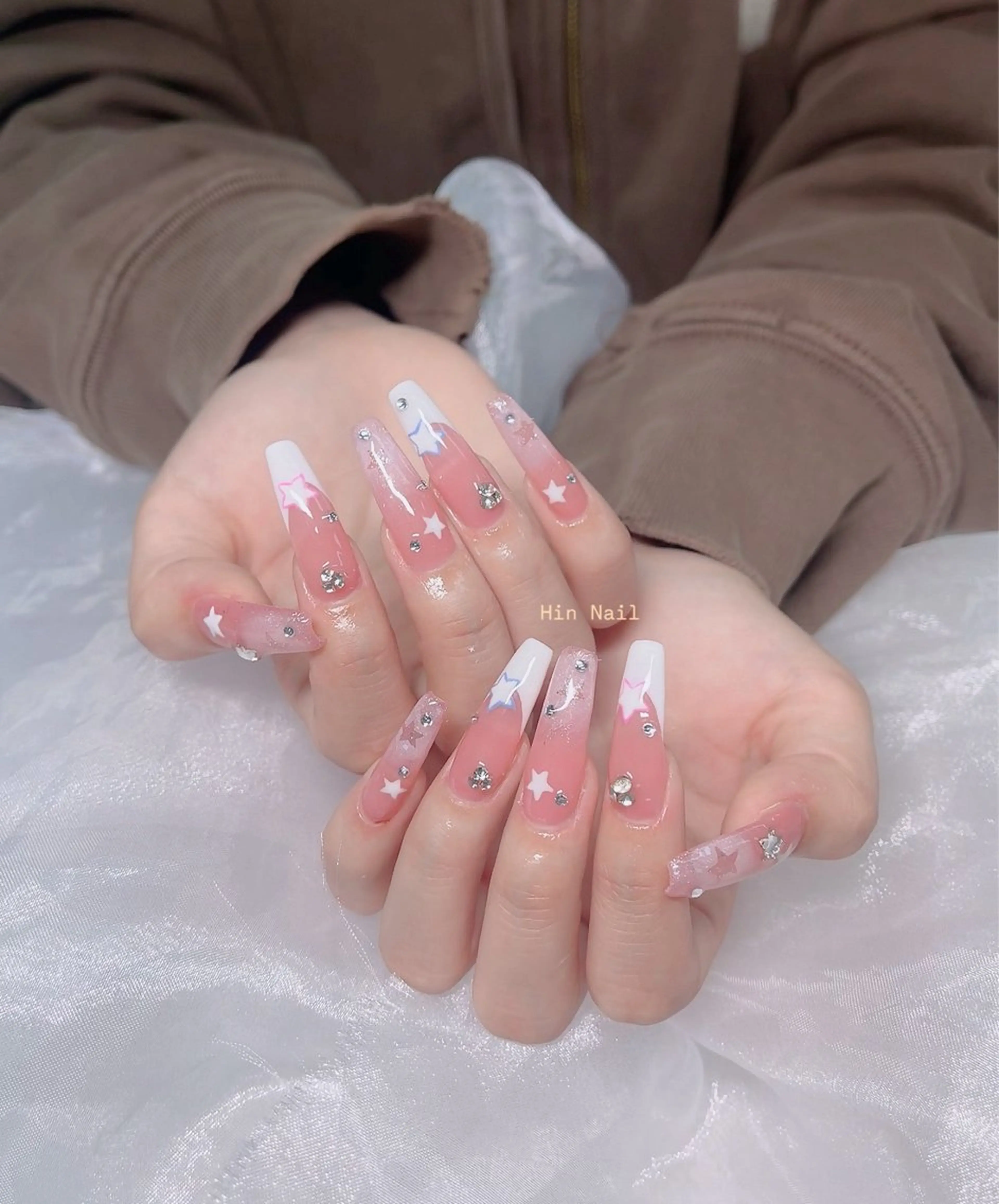 ネイル HIN NAILのネイルデザイン