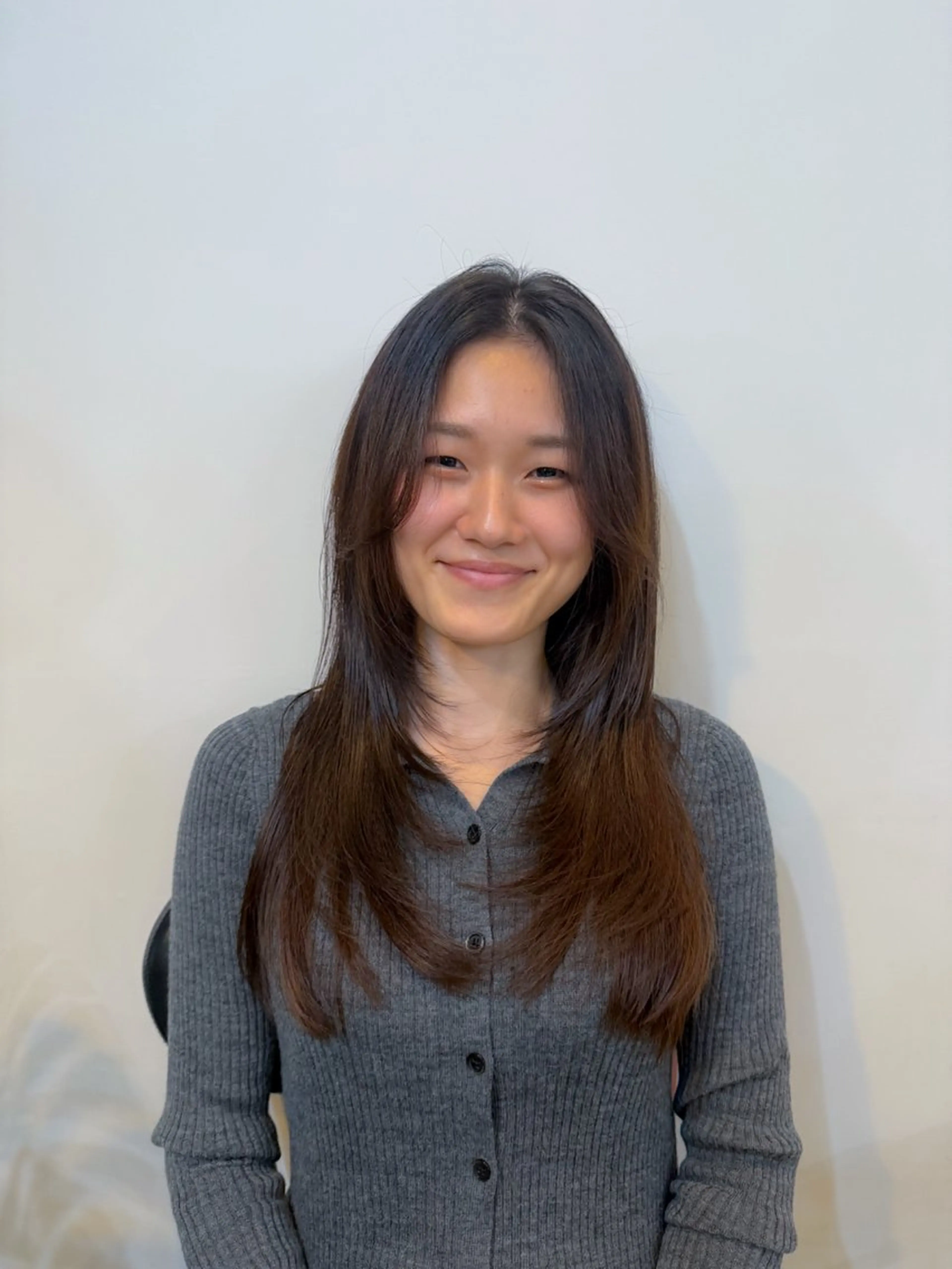 ロング ボブレイヤー募集 出島凜平のヘアスタイル