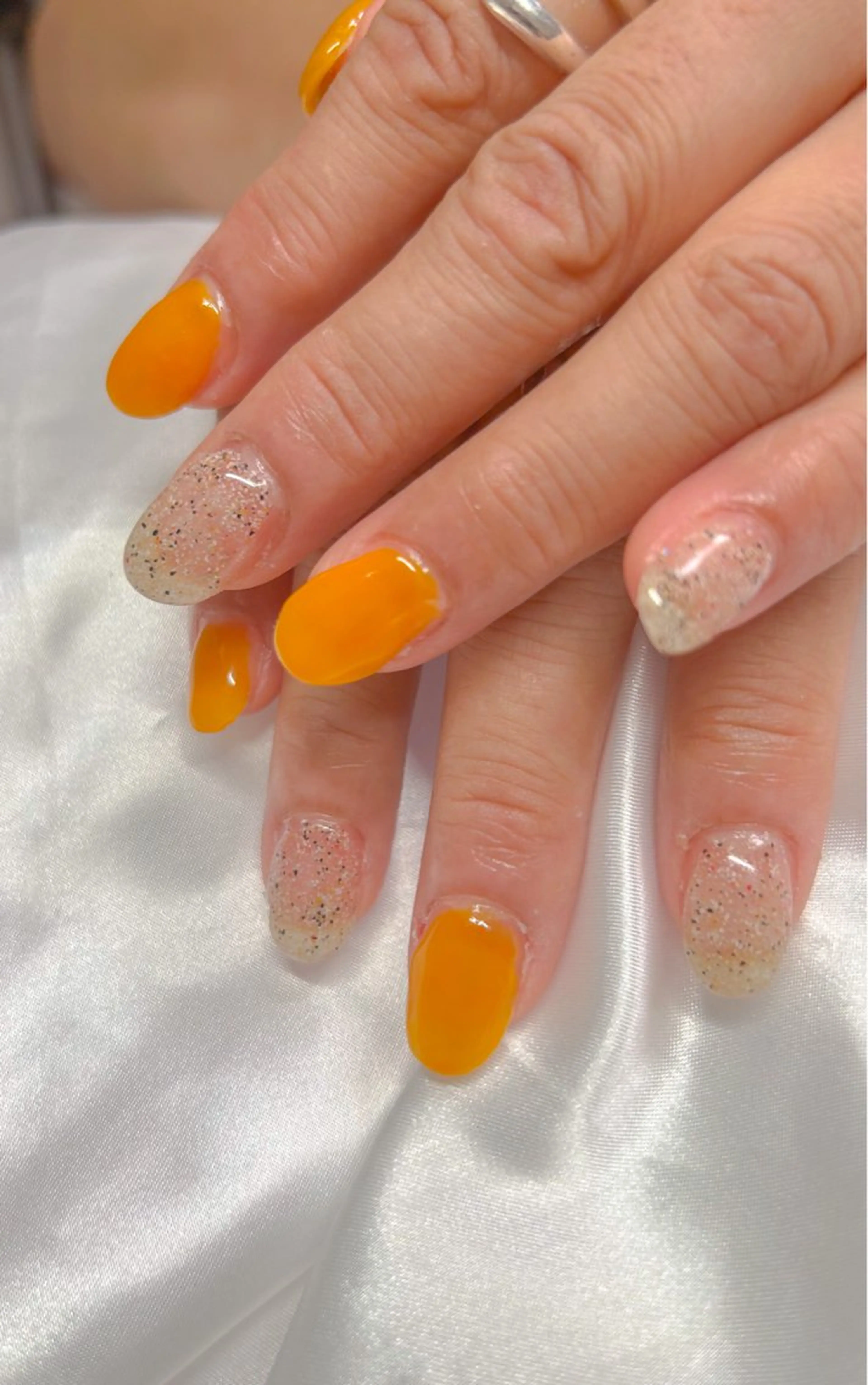 ネイル オレンジ Bell Nailのネイルデザイン