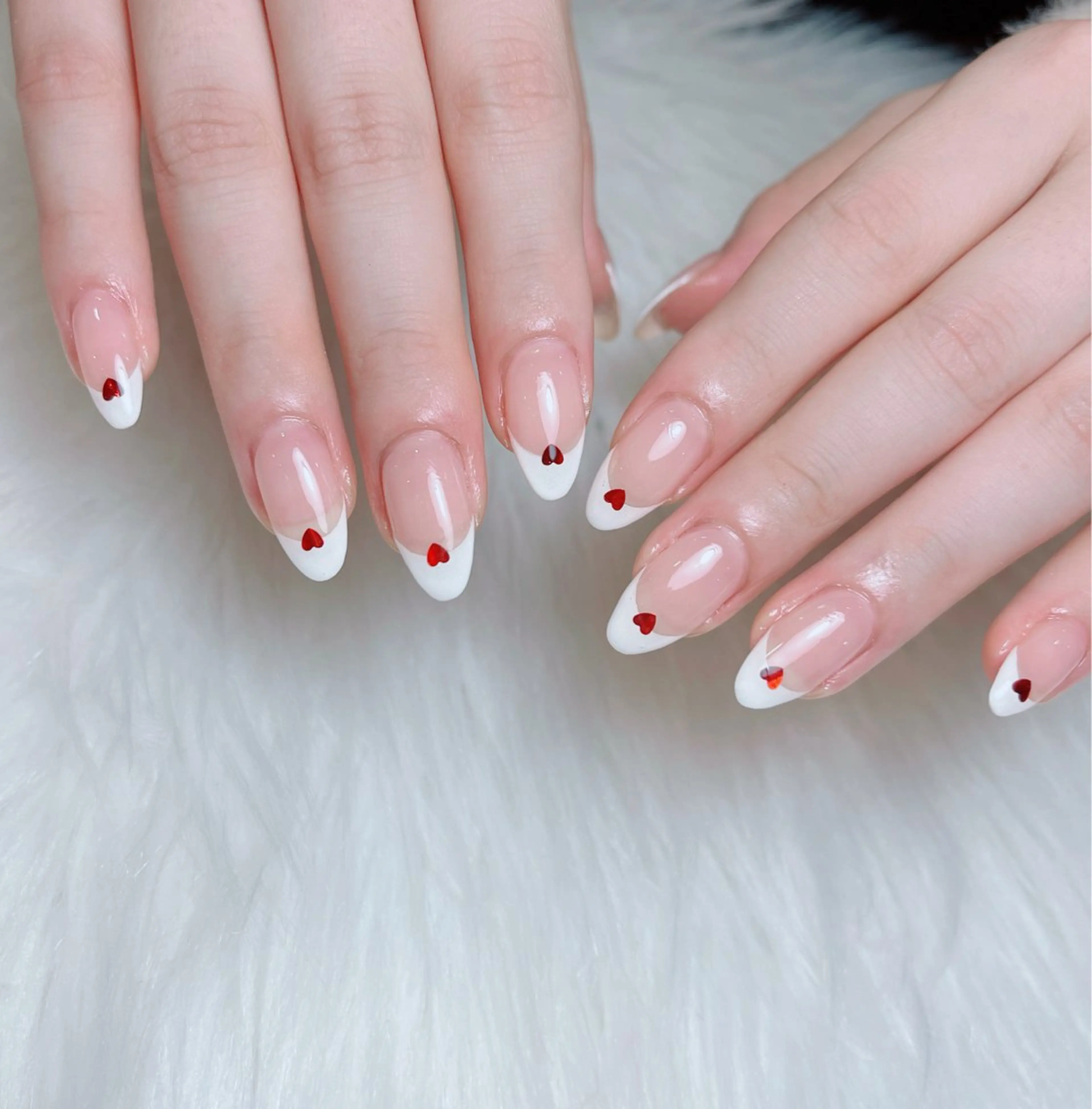 【奥行き大人】フレンチネイル(ベースあり)+オフ代600円の写真