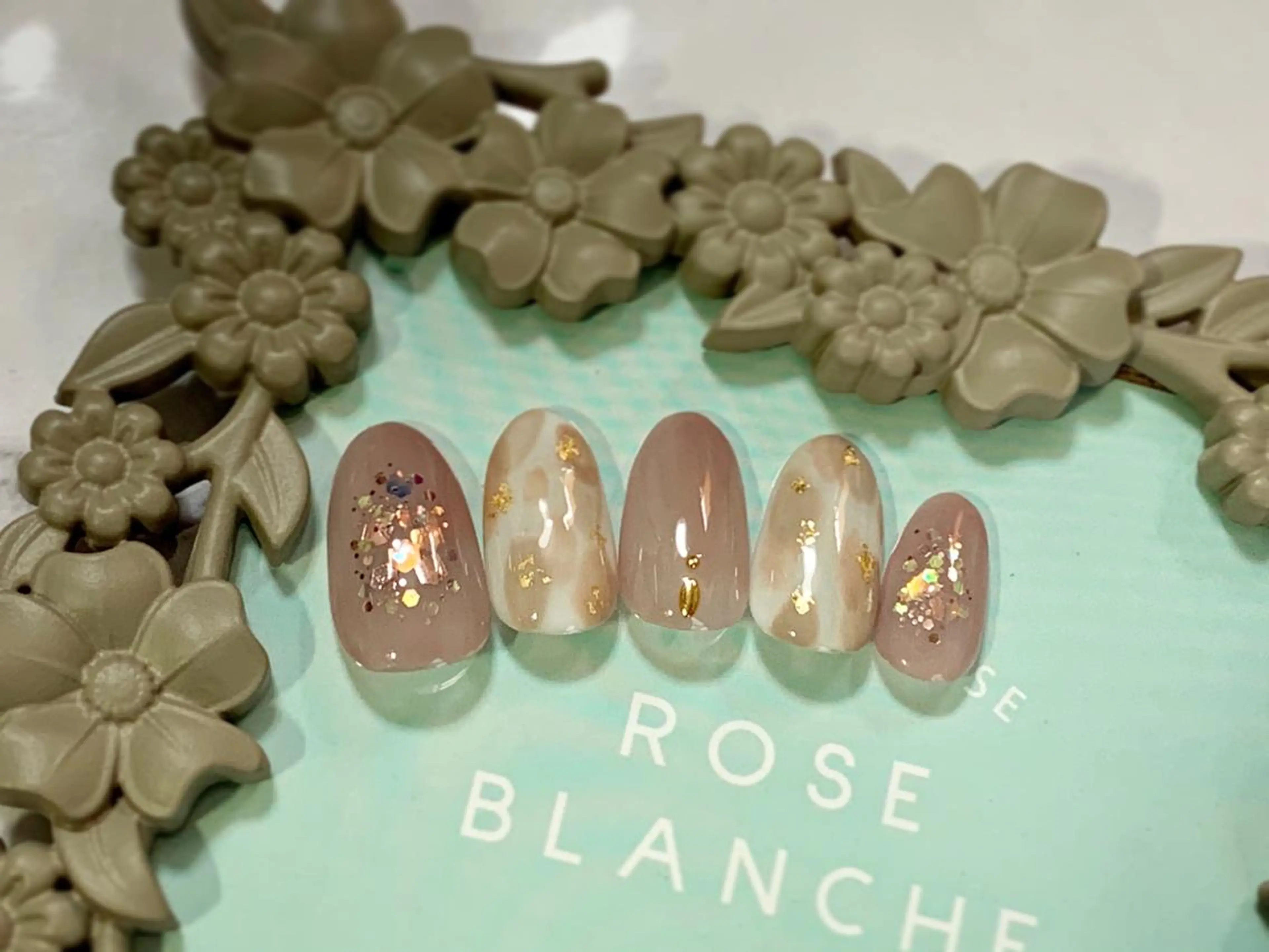 ネイル ハンドネイル 神戸駅ネイルサロン PE NAILSのネイルデザイン