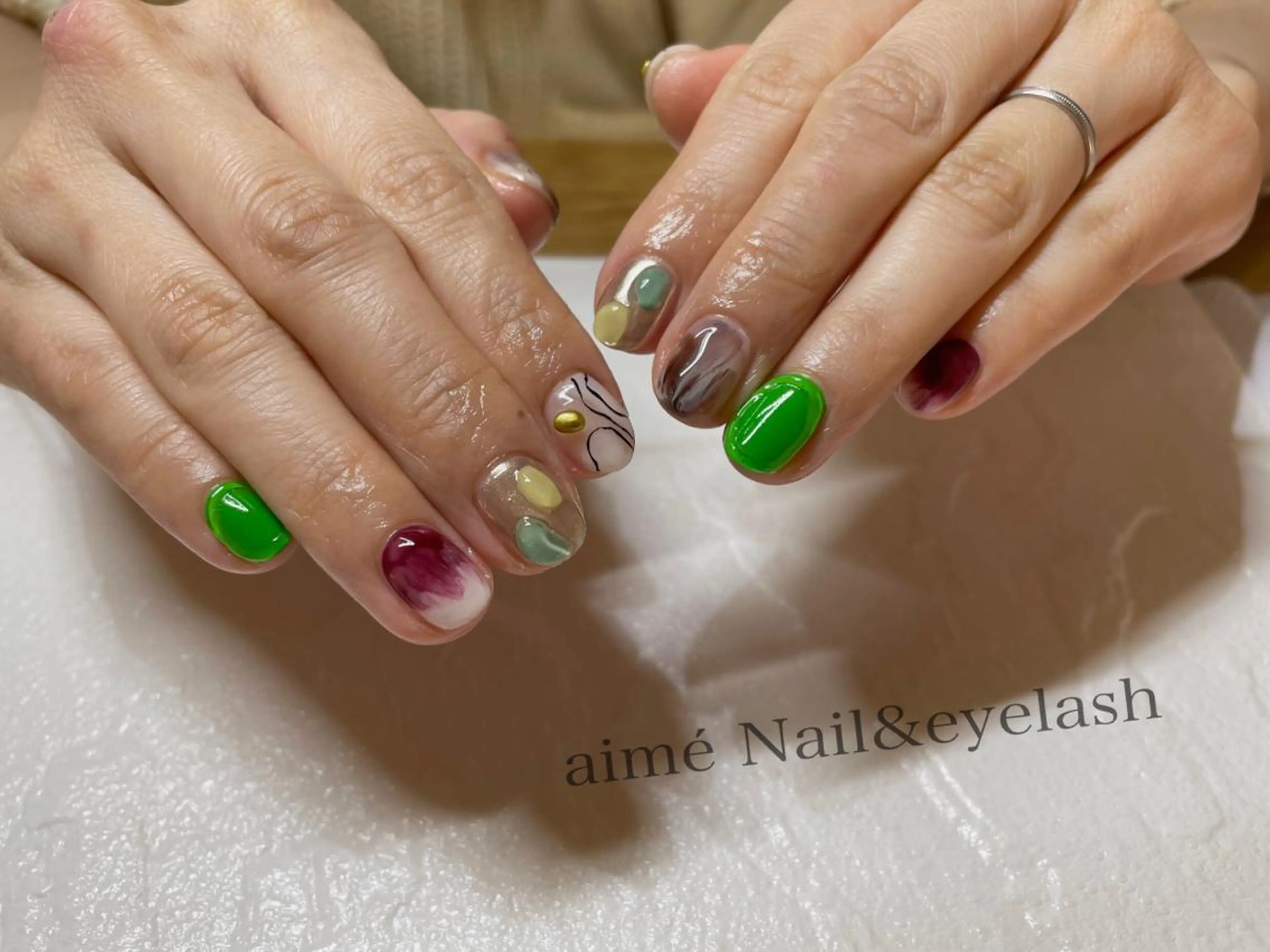 ネイル ニュアンスネイル bijou Minaのネイルデザイン