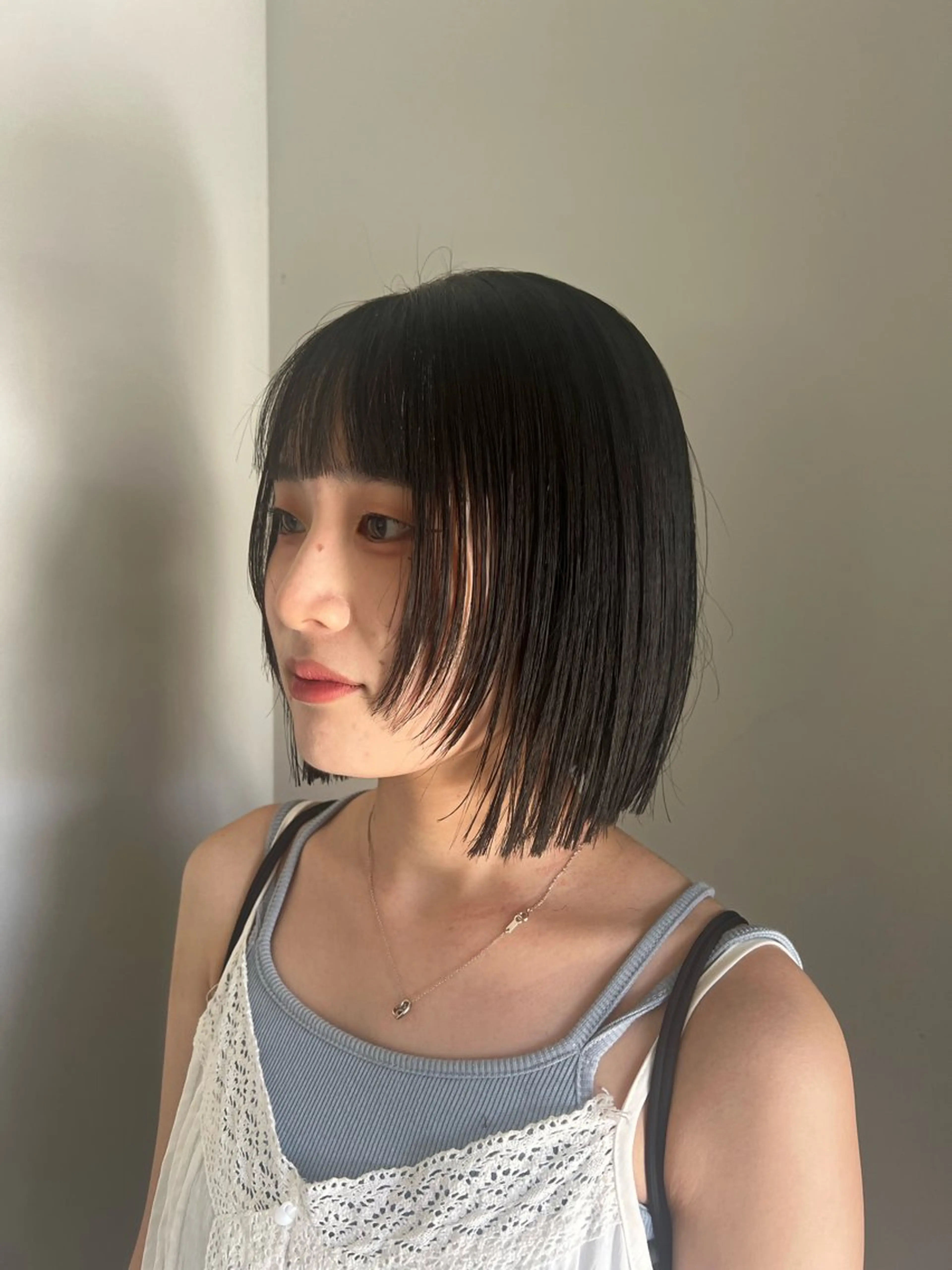ショート 顔まわりレイヤー レイヤーカット 深堀 さくらのヘアスタイル