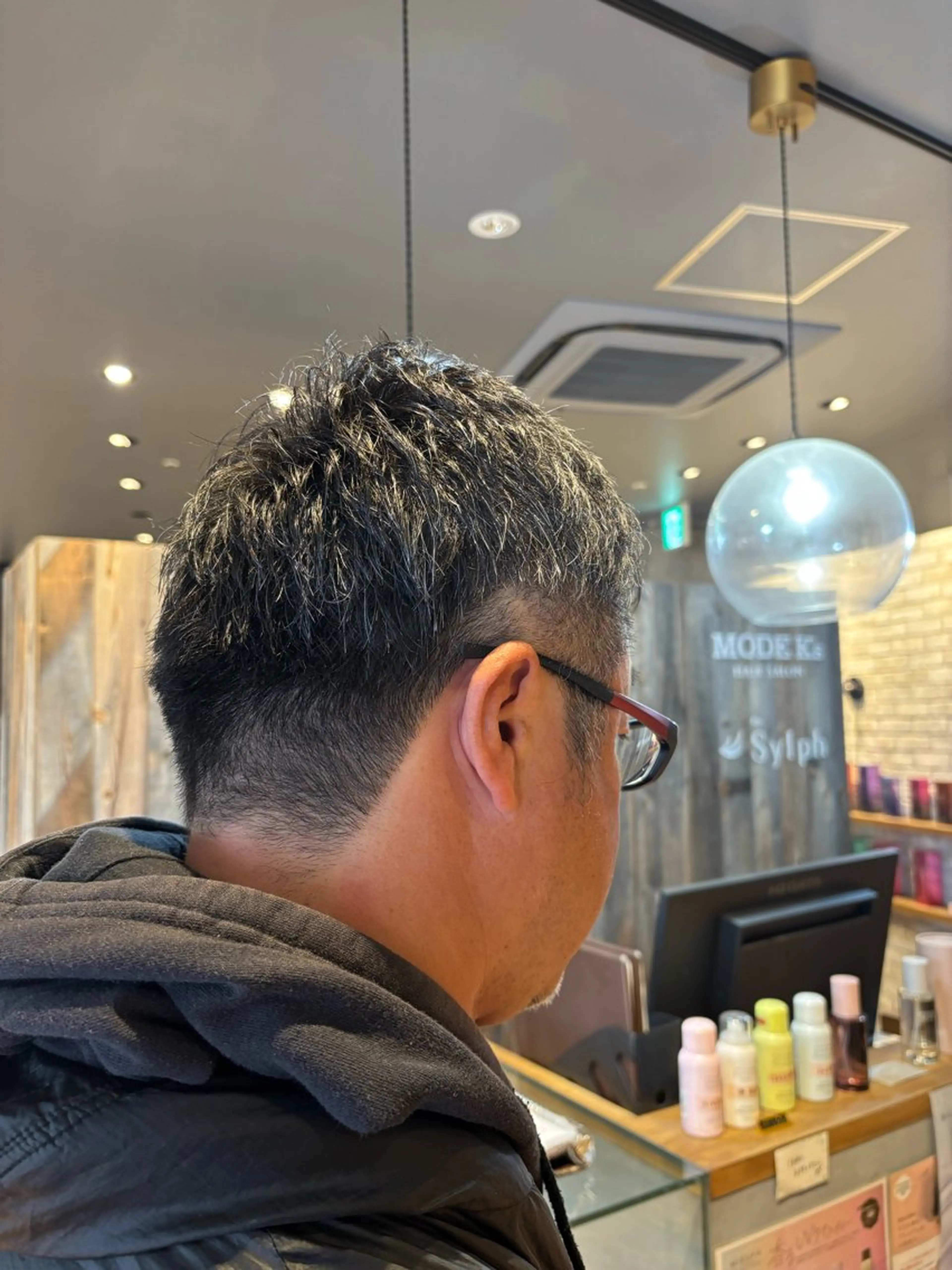 メンズ ツーブロック 刈り上げ カット 🎀ワンレンボブ🎀 ワンカラー　あゆみのヘアスタイル