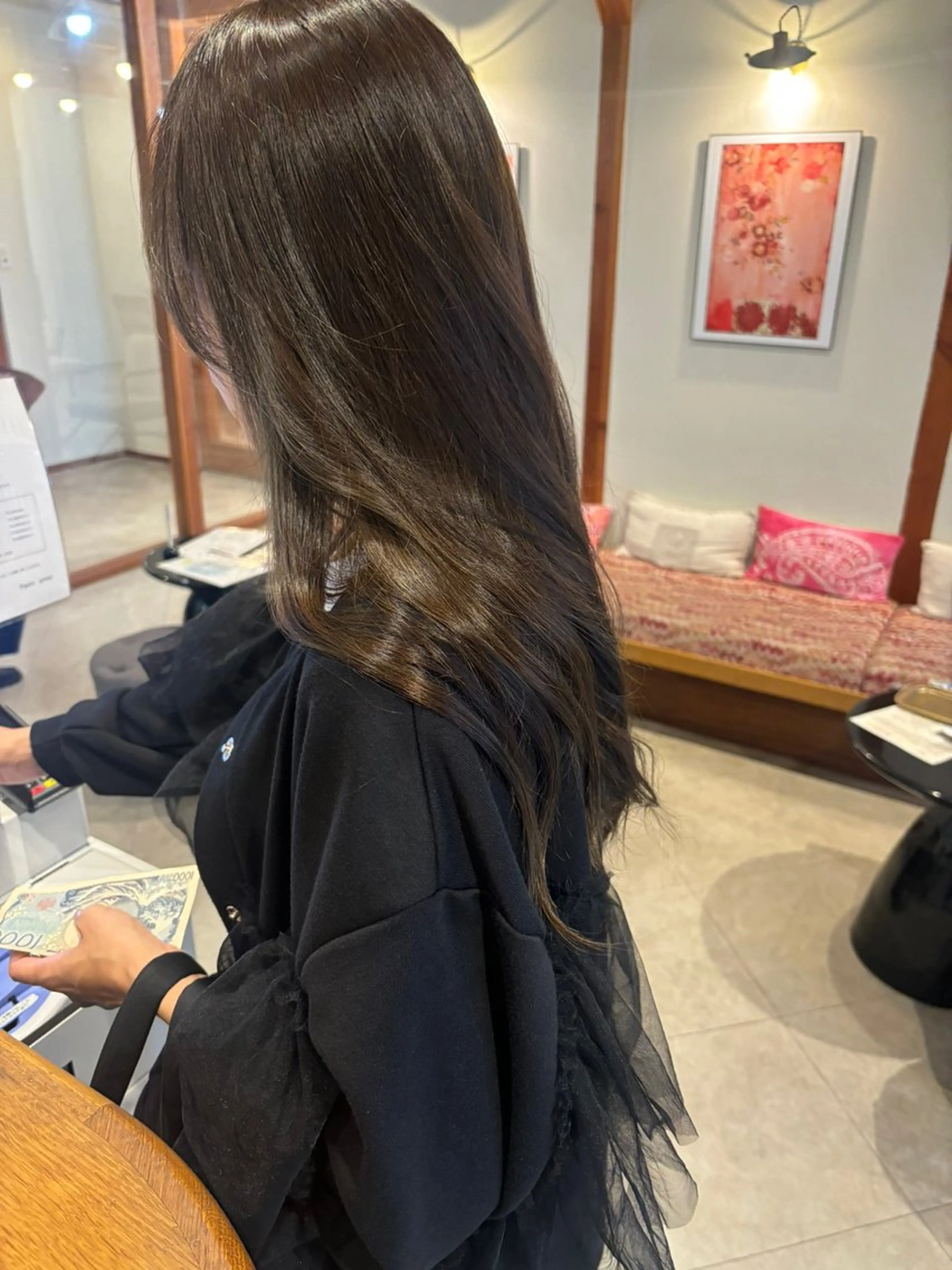 【ヘアケアも一緒に🫧】カット+艶カラー+2stepTRの写真