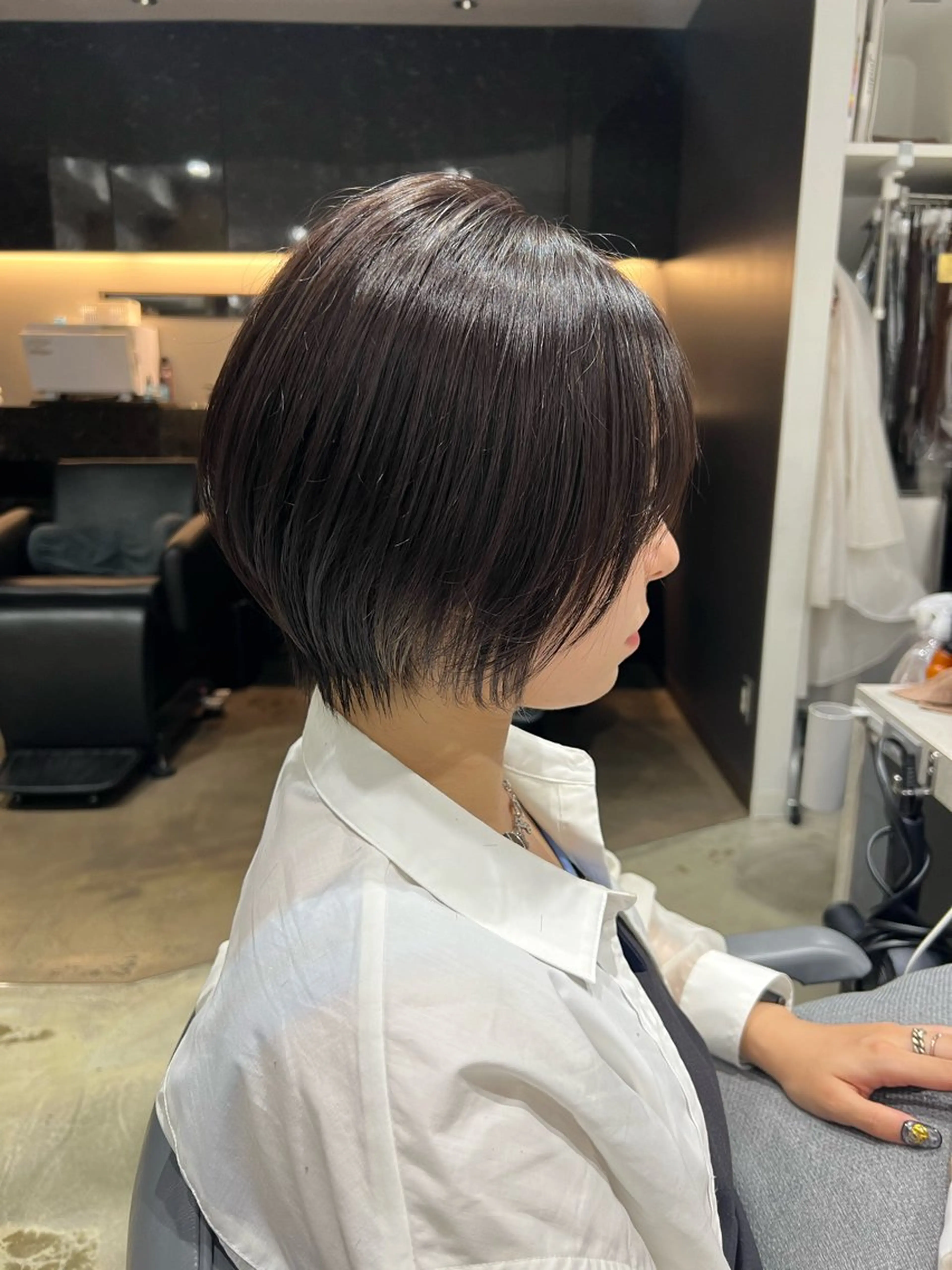 ショート 海外風レイヤー🎀 新宿MOMOKA🍑のヘアスタイル
