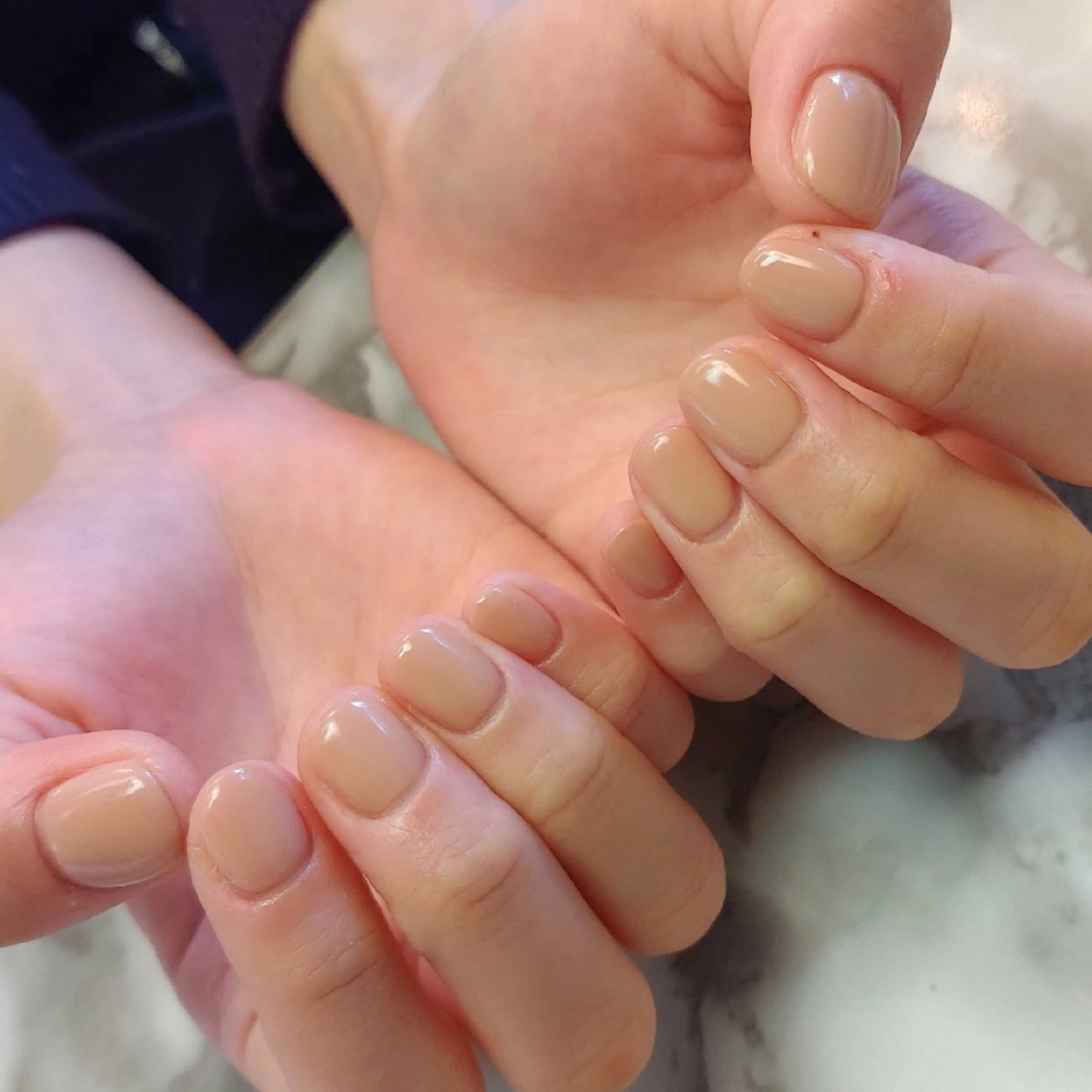 ネイル ワンカラーネイル ジェヌインネイル 河内のネイルデザイン