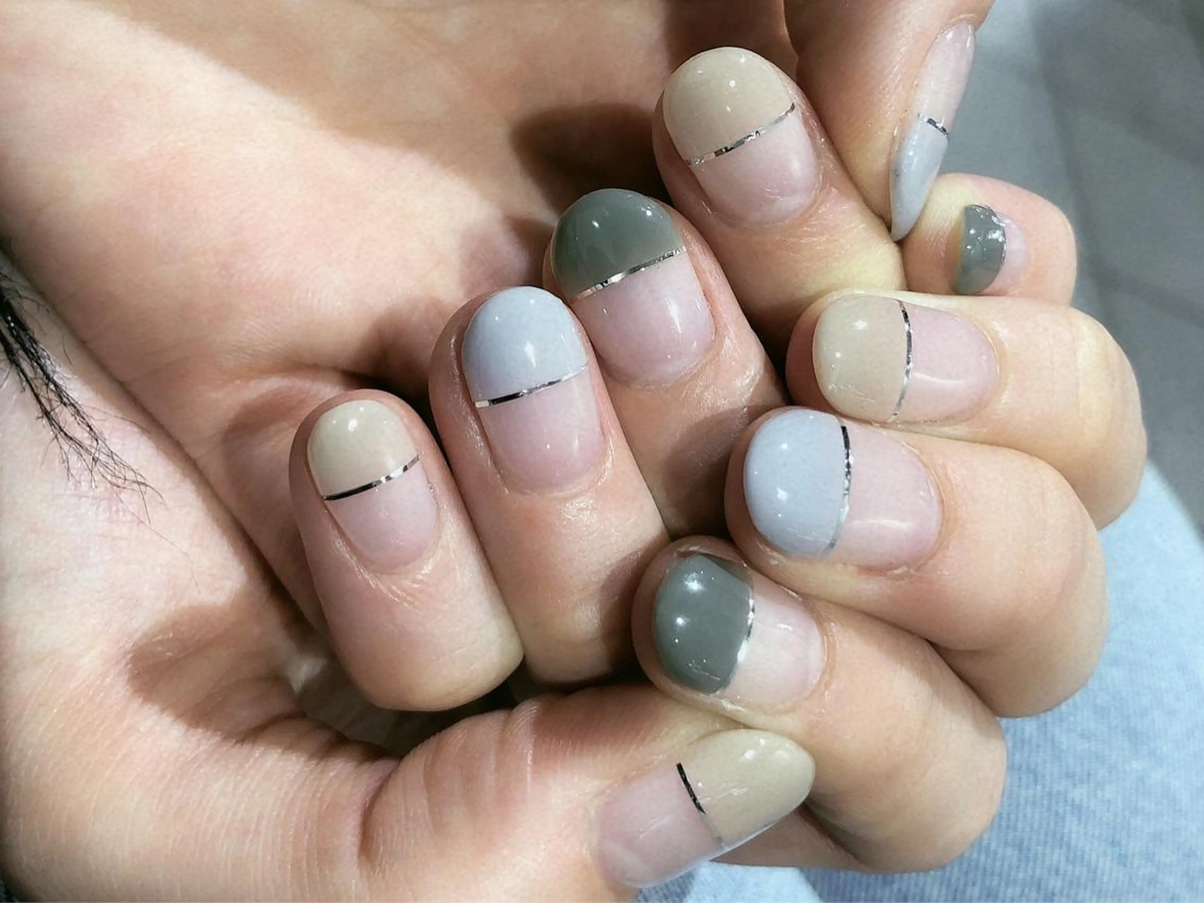 ショート カラー ネイル chéri sinagawaのネイルデザイン