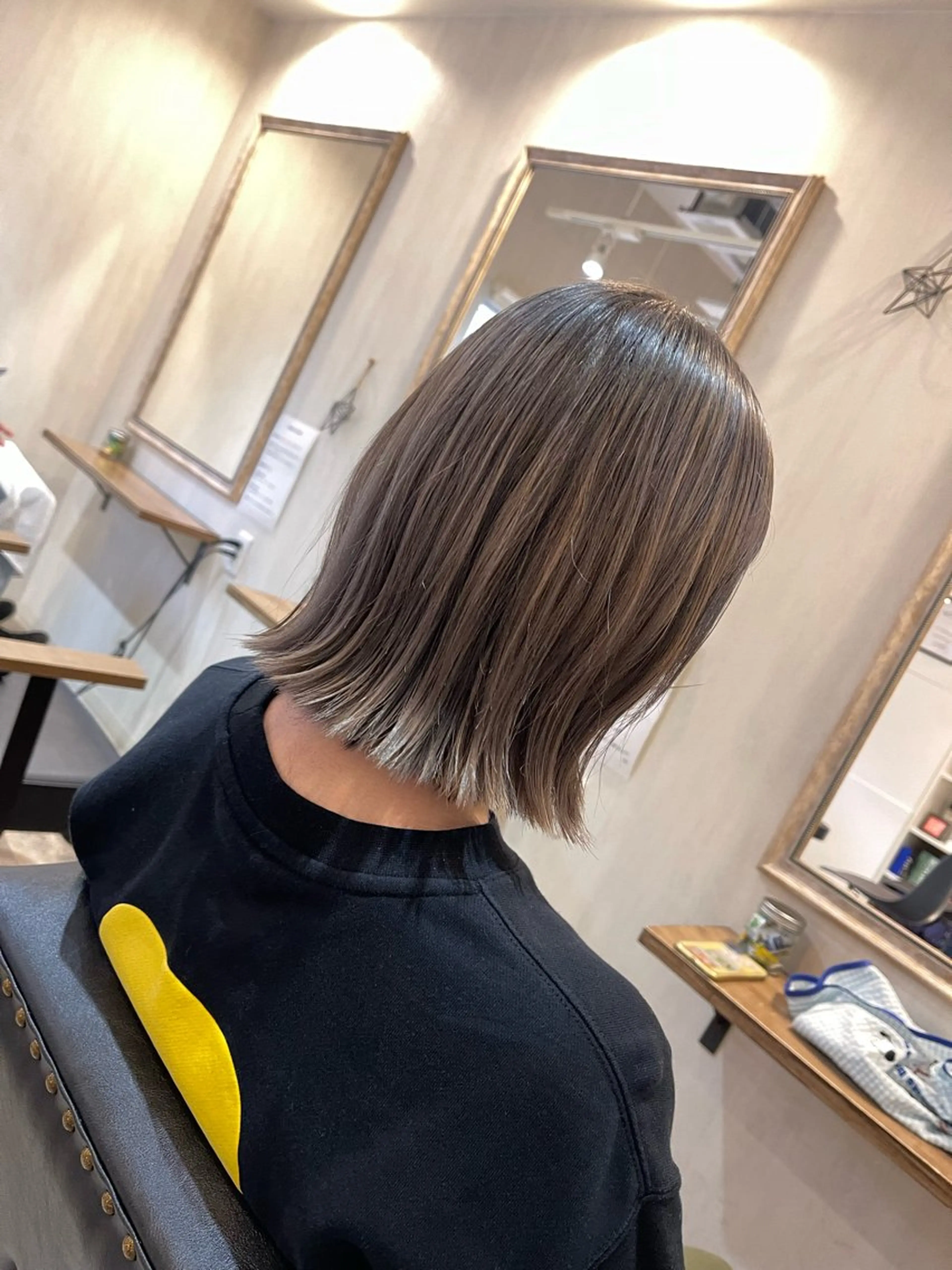 🌟人気🌟カット＋ブリーチオンカラー＋システムトリートメントの写真