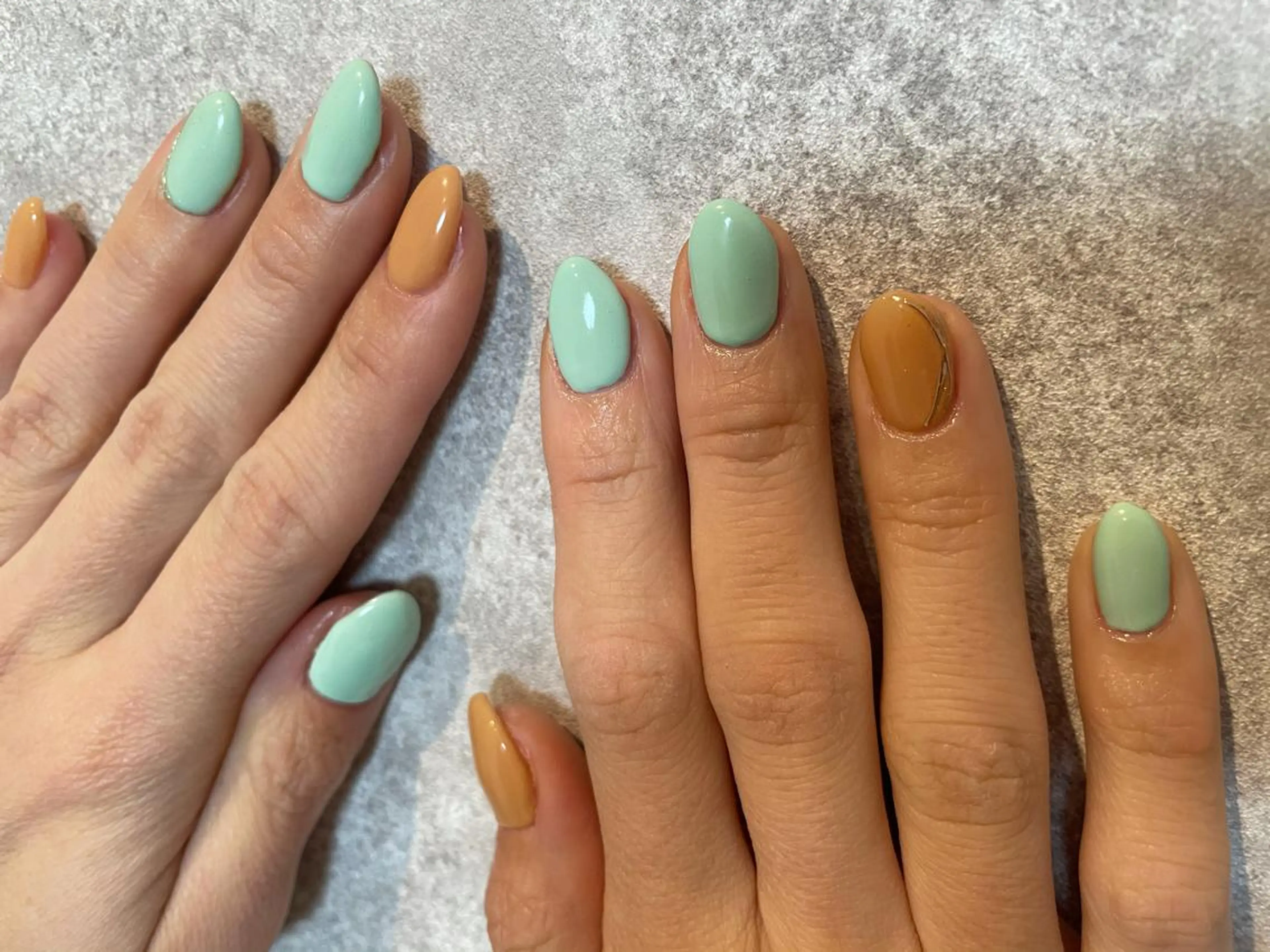 ミディアム ネイル ハンドネイル ハンドケア 大田 美笛香のネイルデザイン