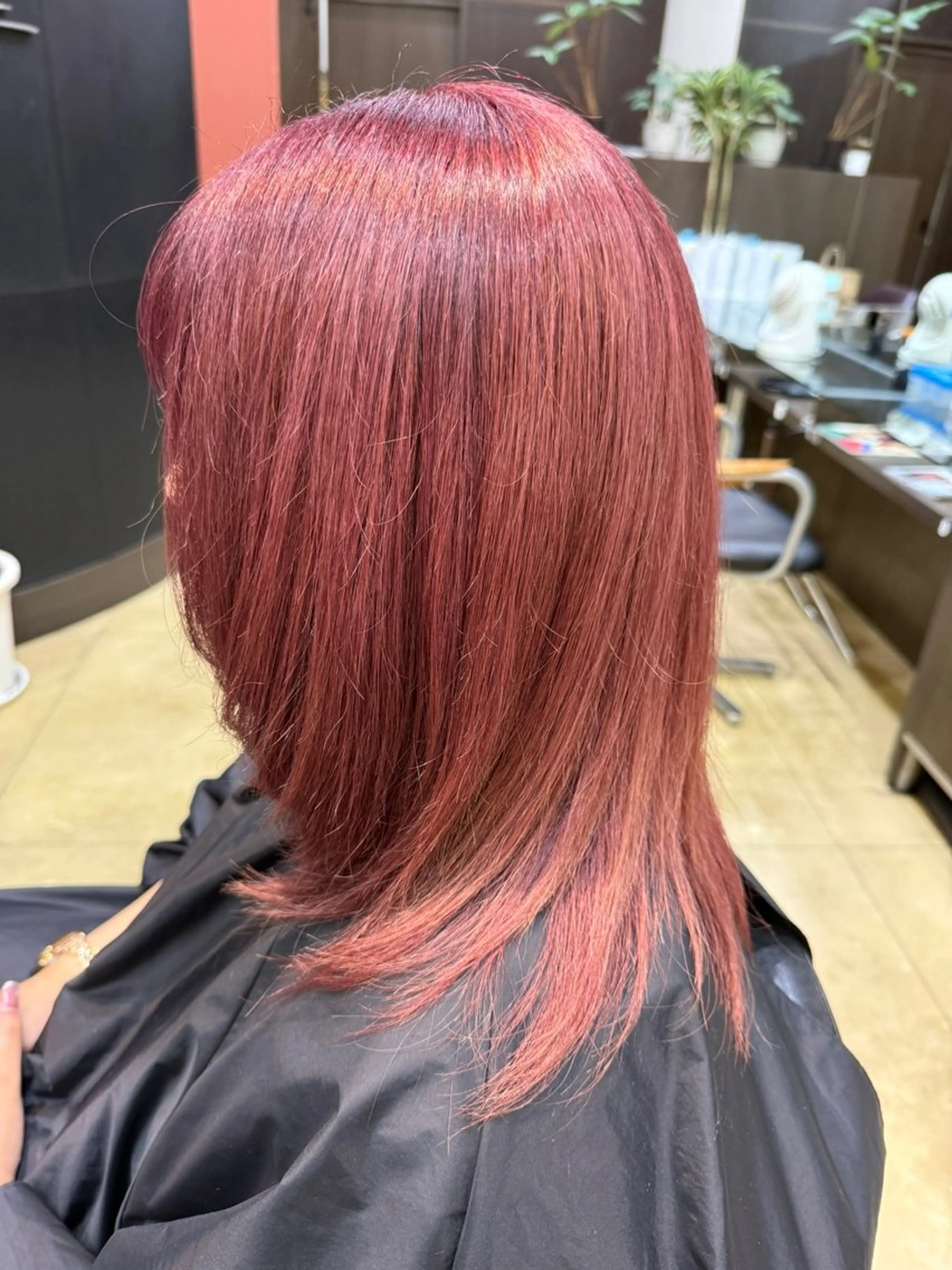 セミロング カラー 浅野 玲子のヘアスタイル