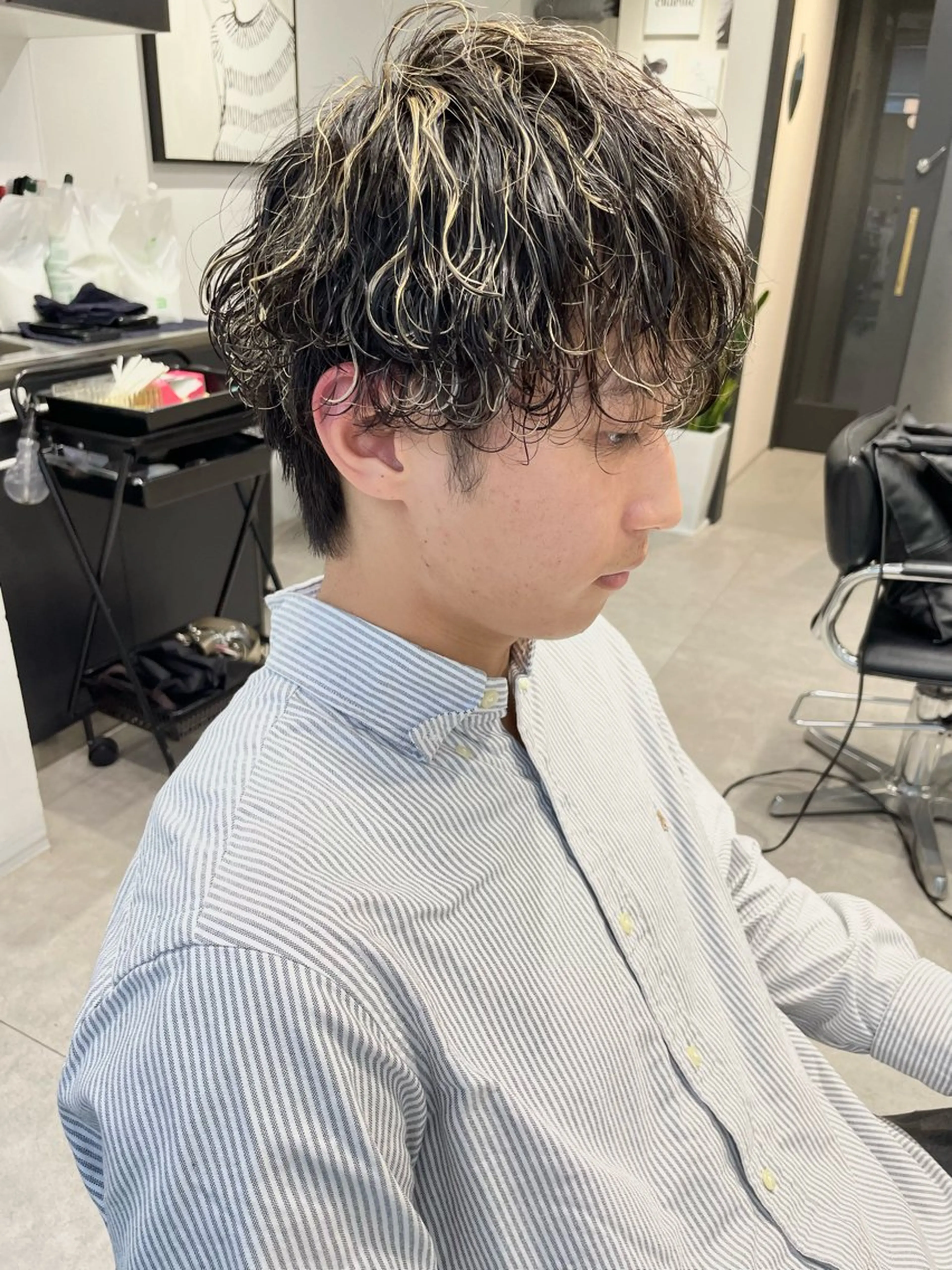 メンズ ヘアカラー 髪質改善will hairdesignのヘアスタイル