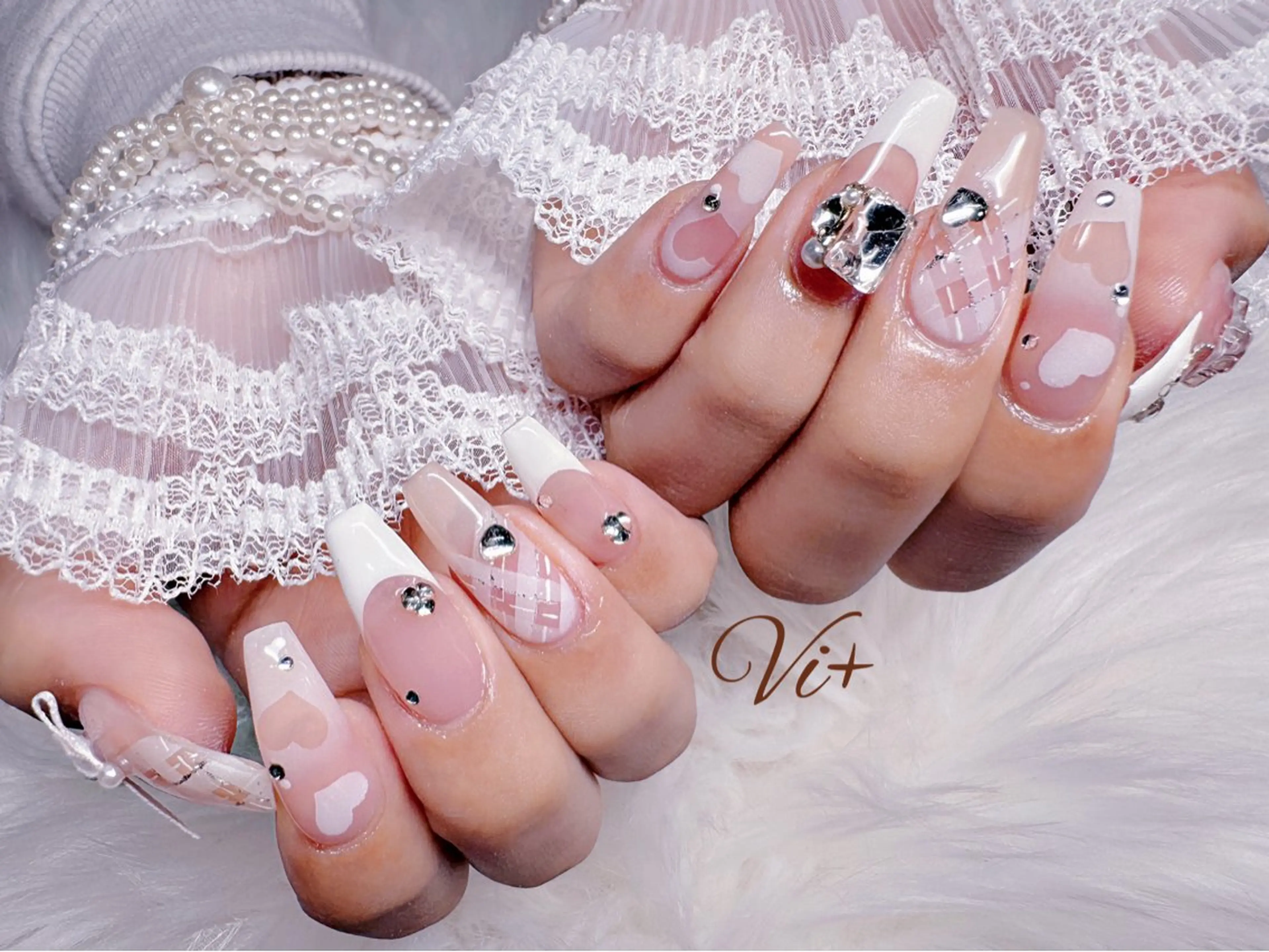 ネイル ハンドネイル ✨Nailsalon Vi+✨のネイルデザイン