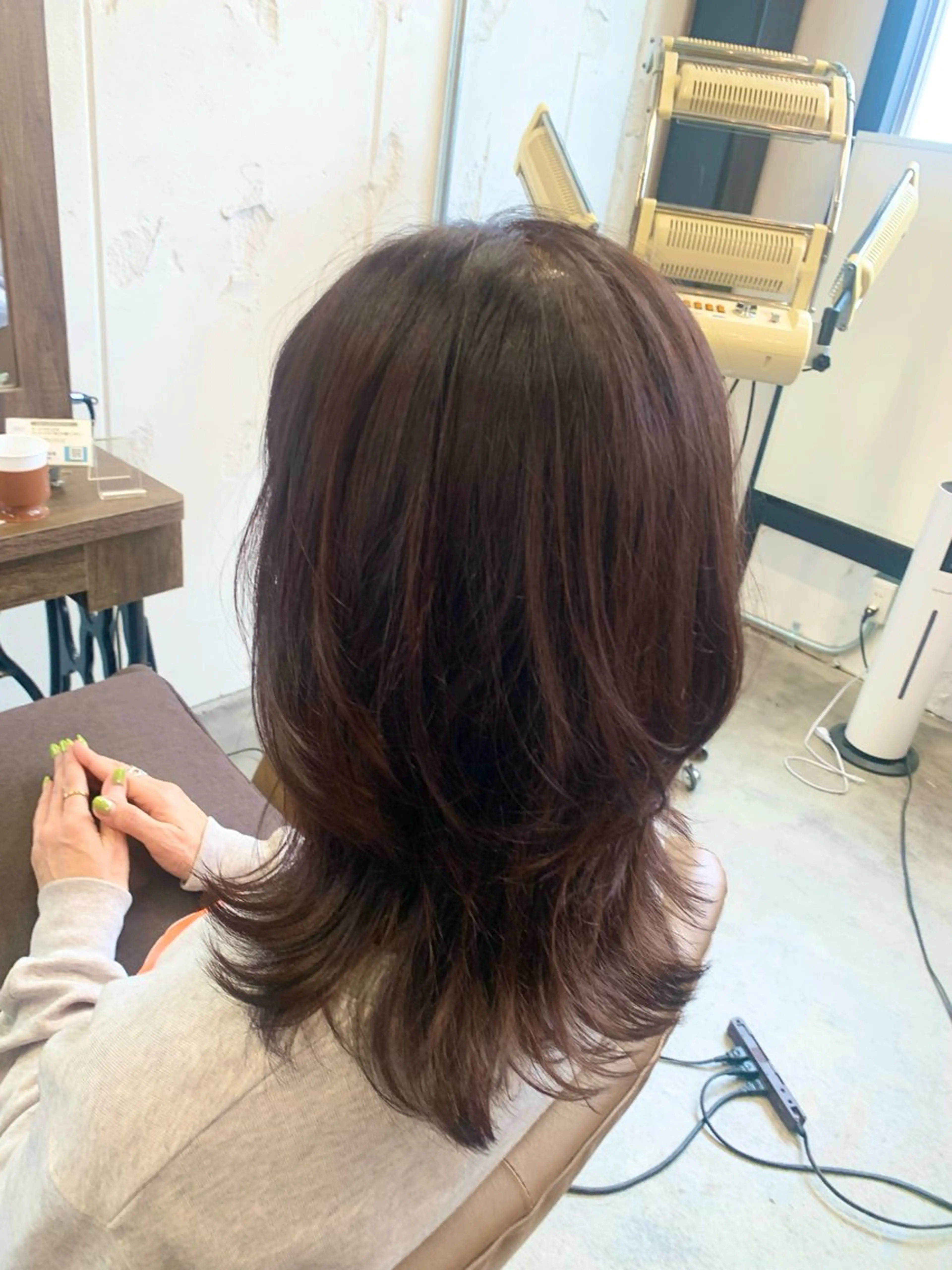 セミロング カット ヘアカラー トリートメント 古川 絵美のヘアスタイル