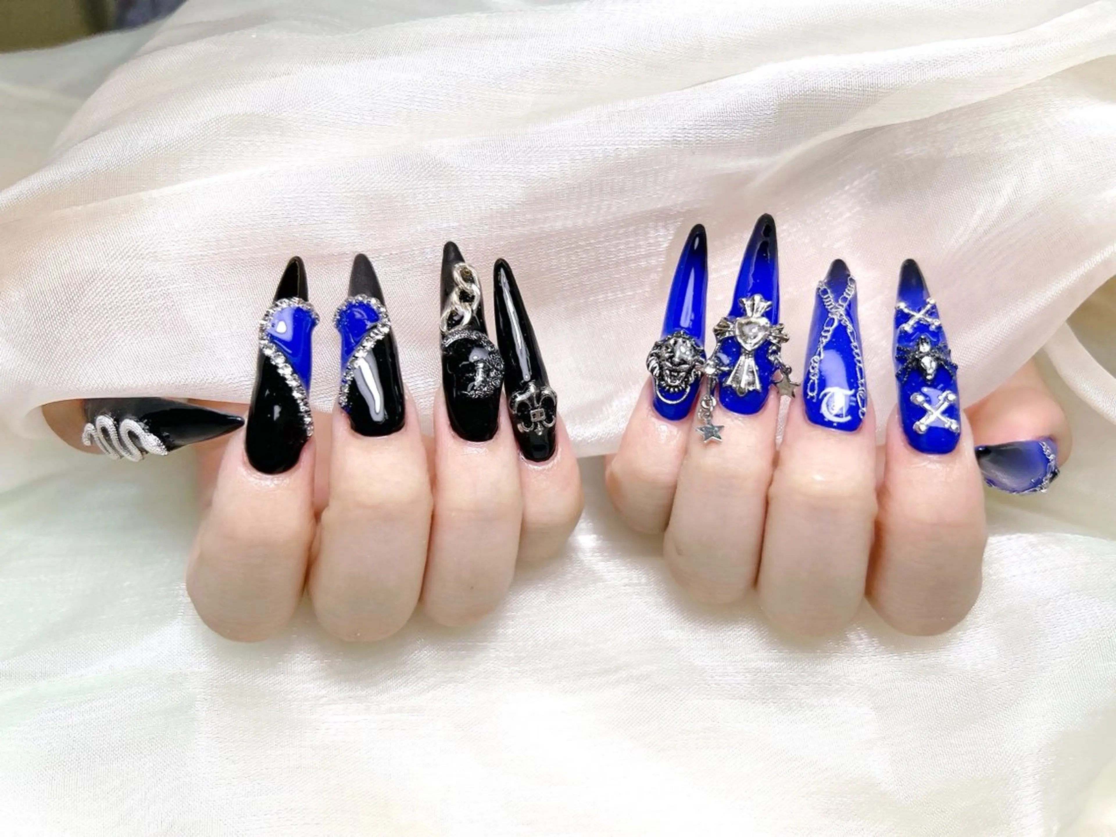 ネイル ロングネイル スーパーロングネイル lucky nail 歌舞伎町のネイルデザイン
