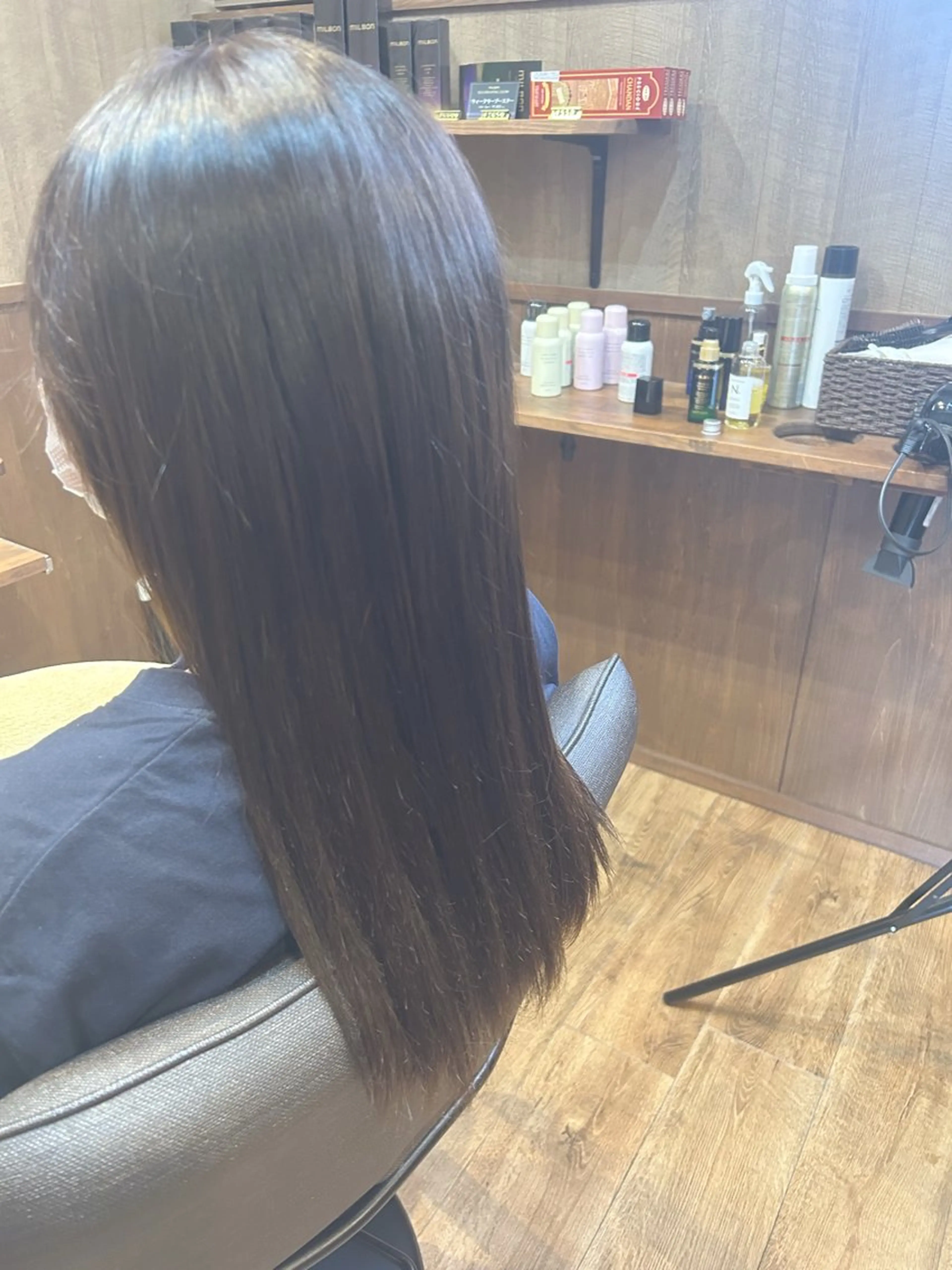 ロング 渡邊 憩のヘアスタイル